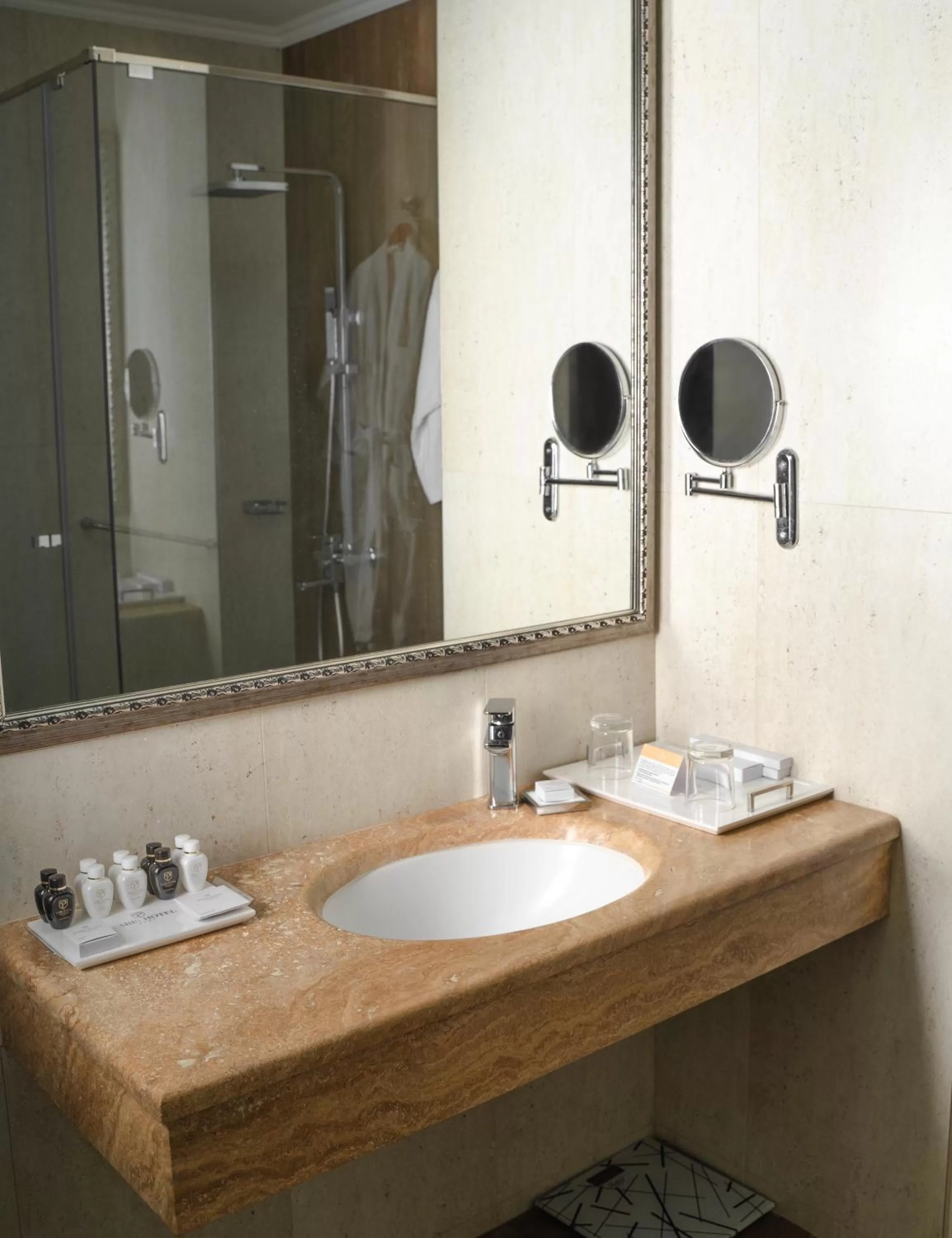 Bathroom in Paris Hotel Yerevan