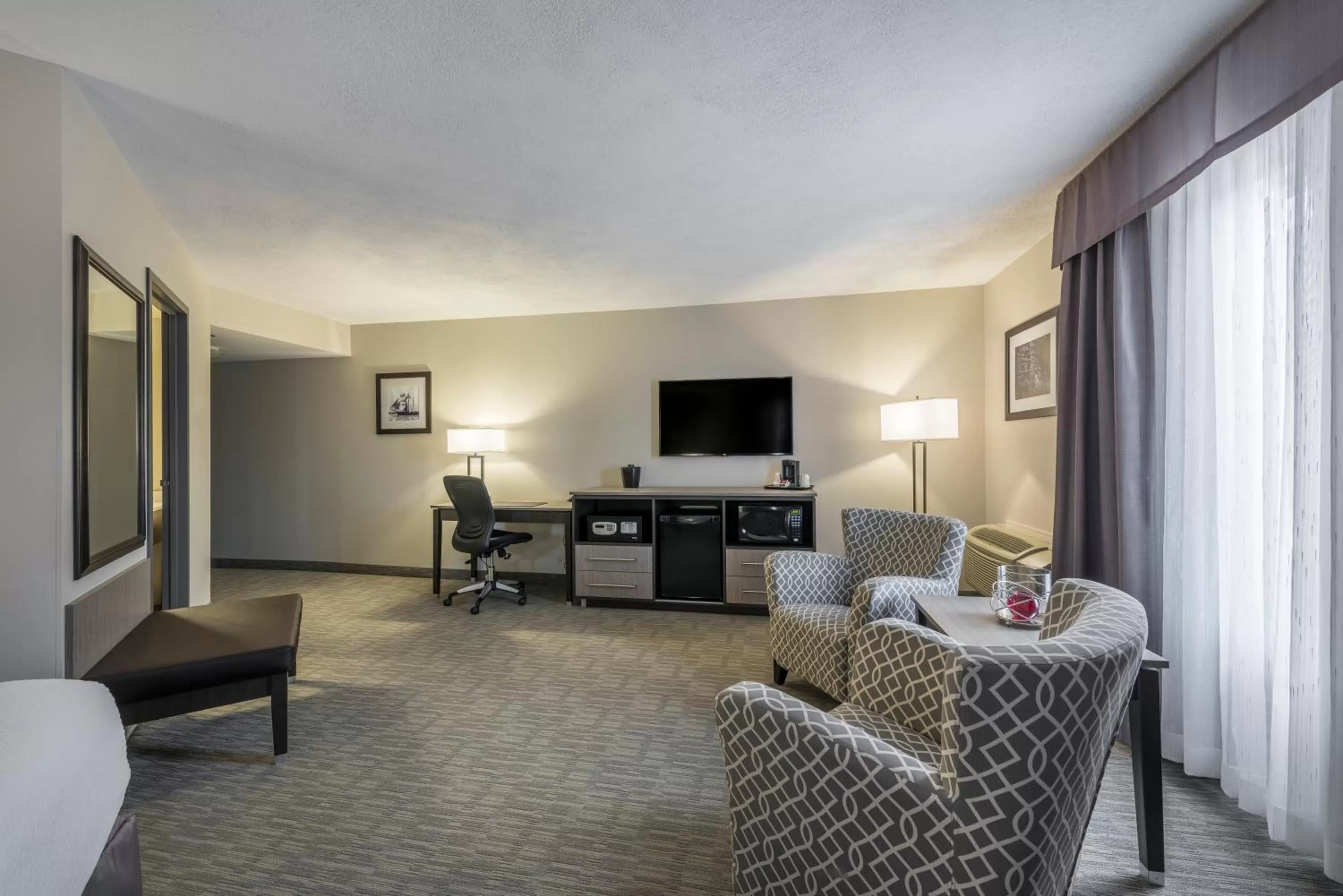 Photo of the whole room in Chateau Bedford Trademark Collection by Wyndham