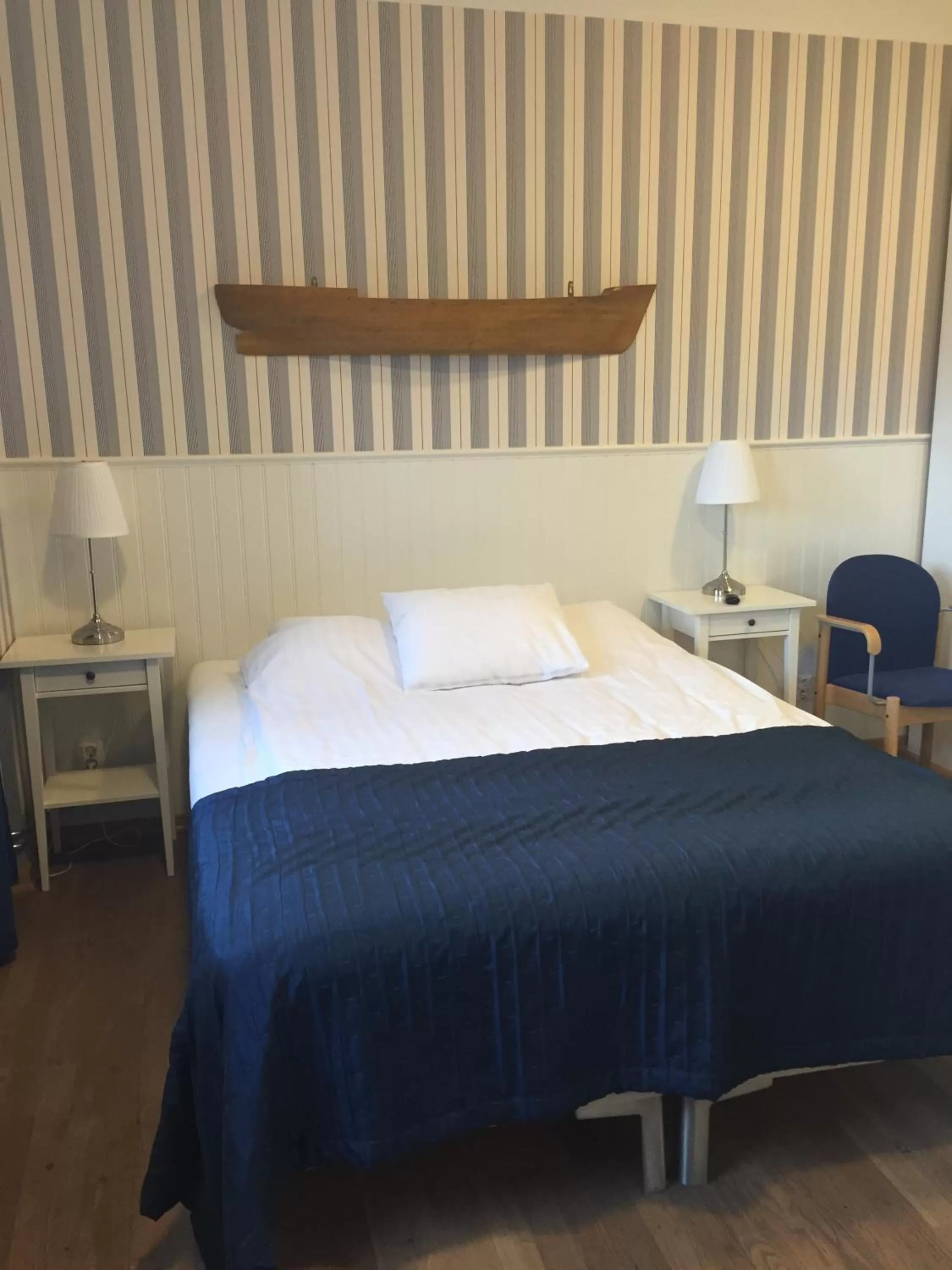 Bed in Badholmen Restaurang & Rum