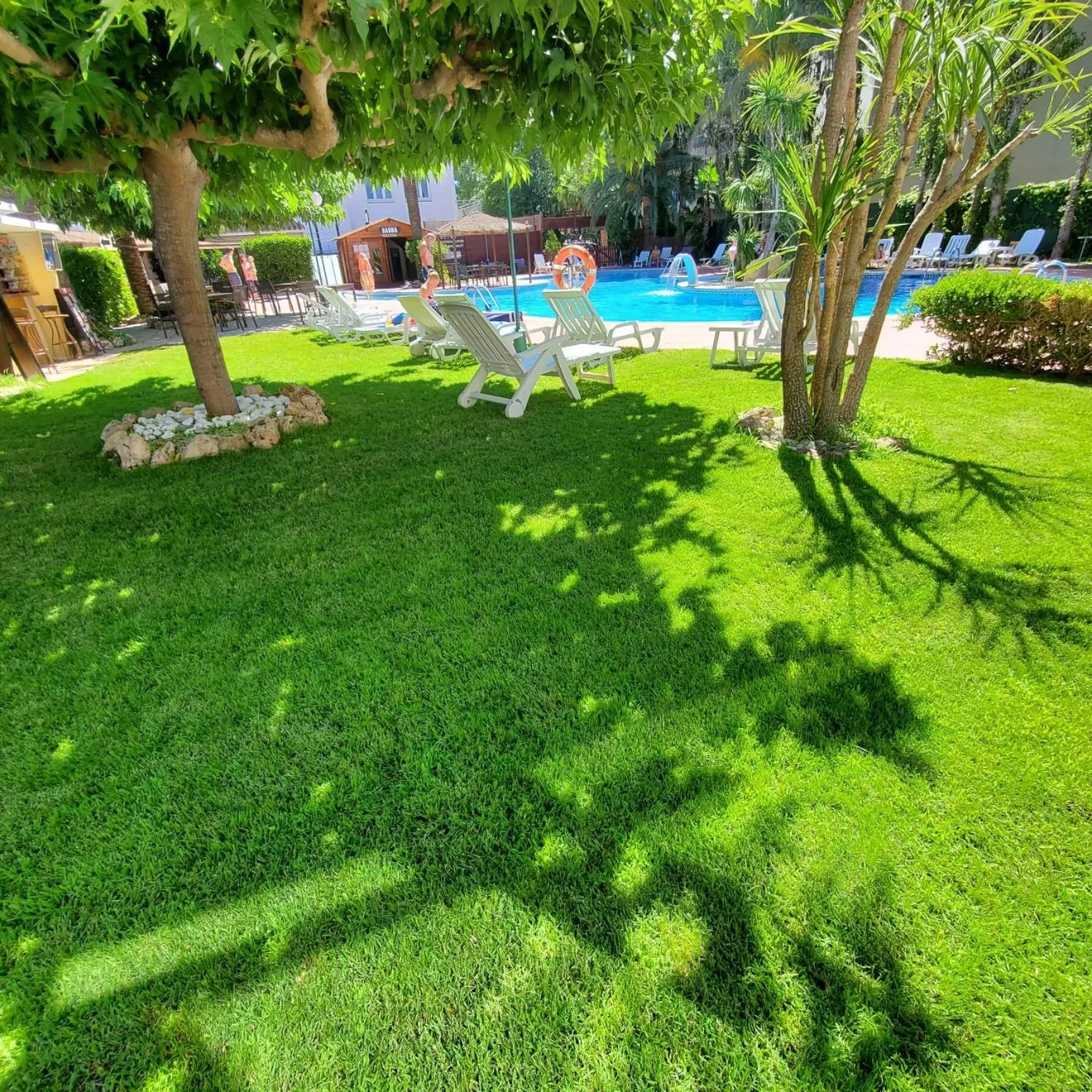 Garden in Ampuria Inn