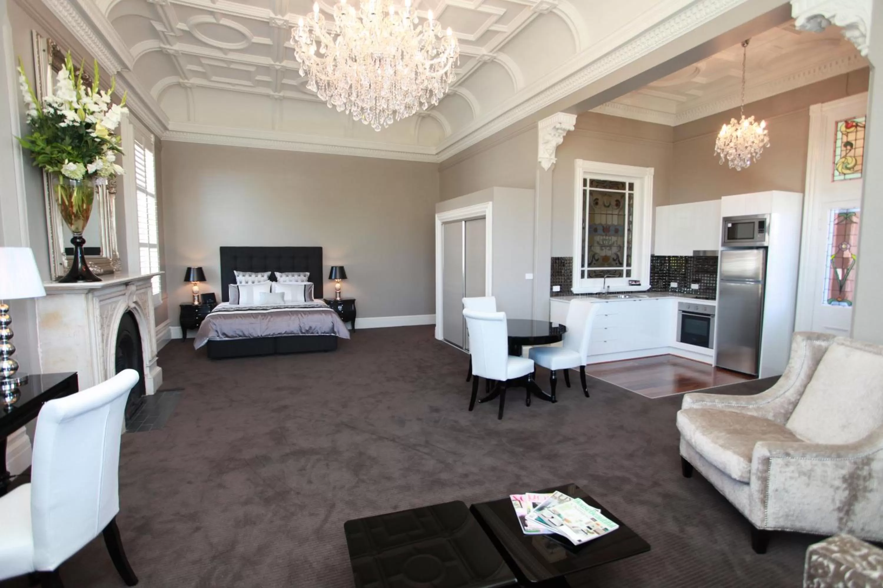 Photo of the whole room, Bed in Ballarat Premier Apartments