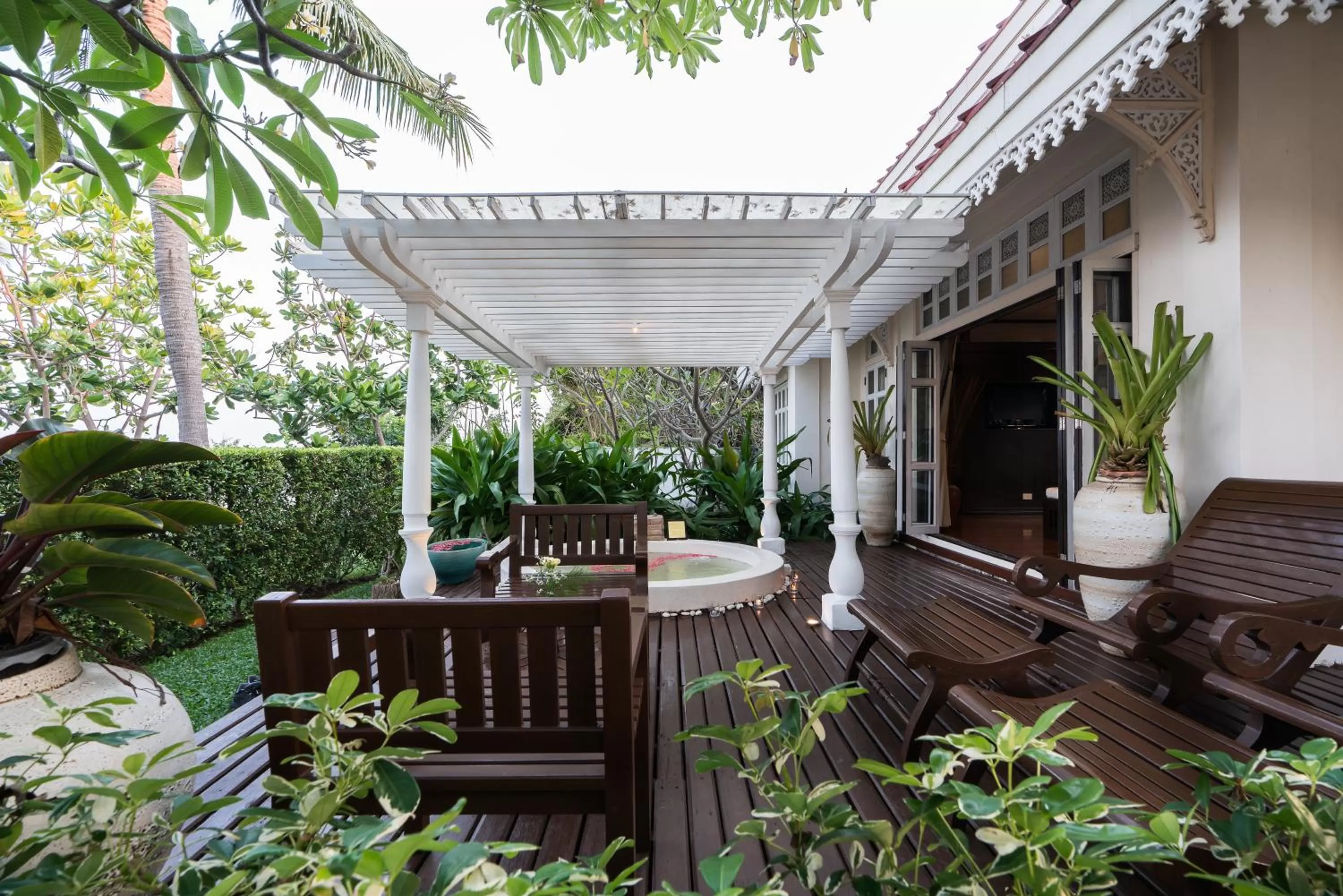 Patio in Wora Bura Hua Hin Resort & Spa