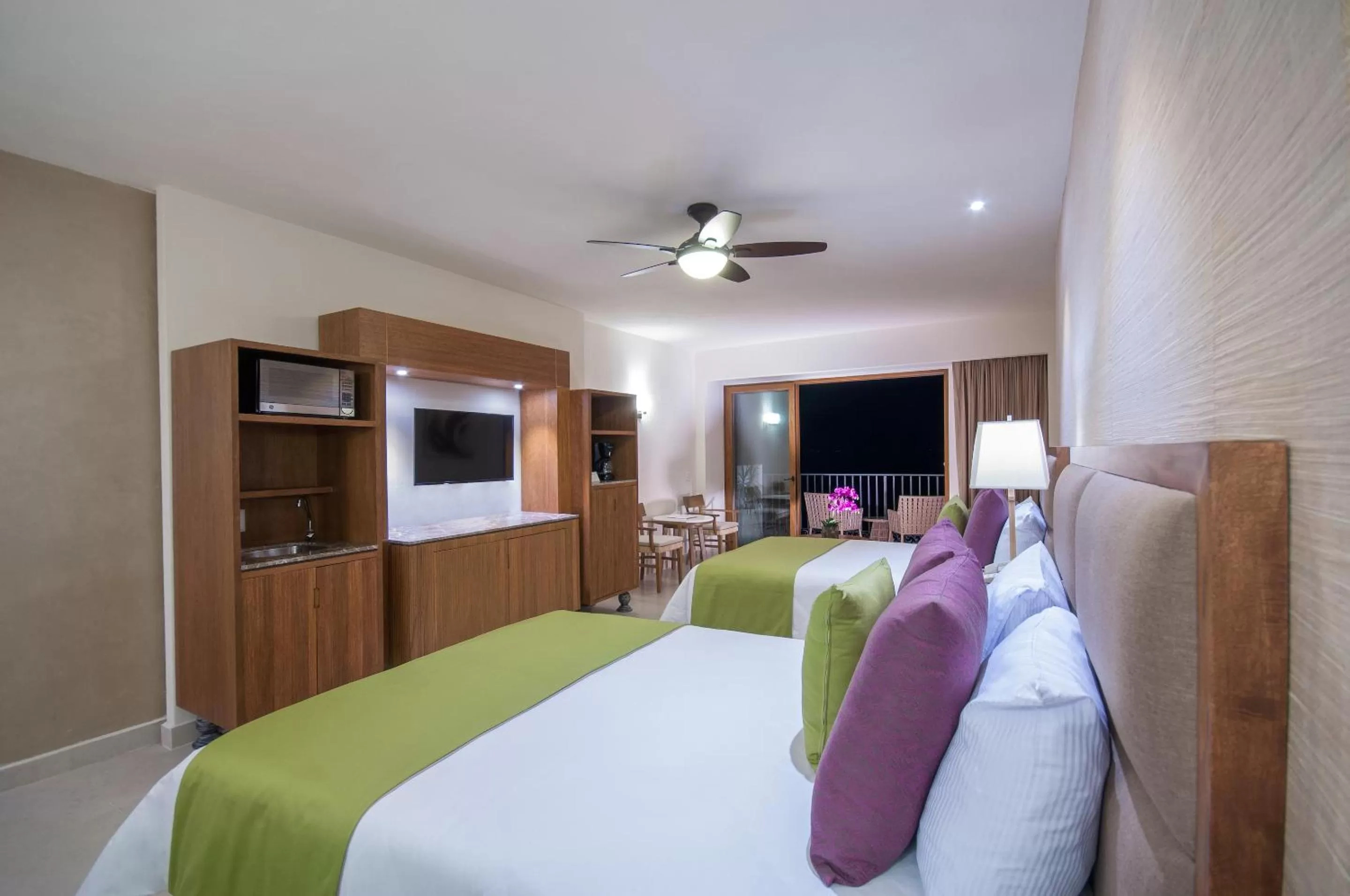 TV and multimedia, Bed in Almar Resort Luxury LGBT Experience by Mantamar Beach Club