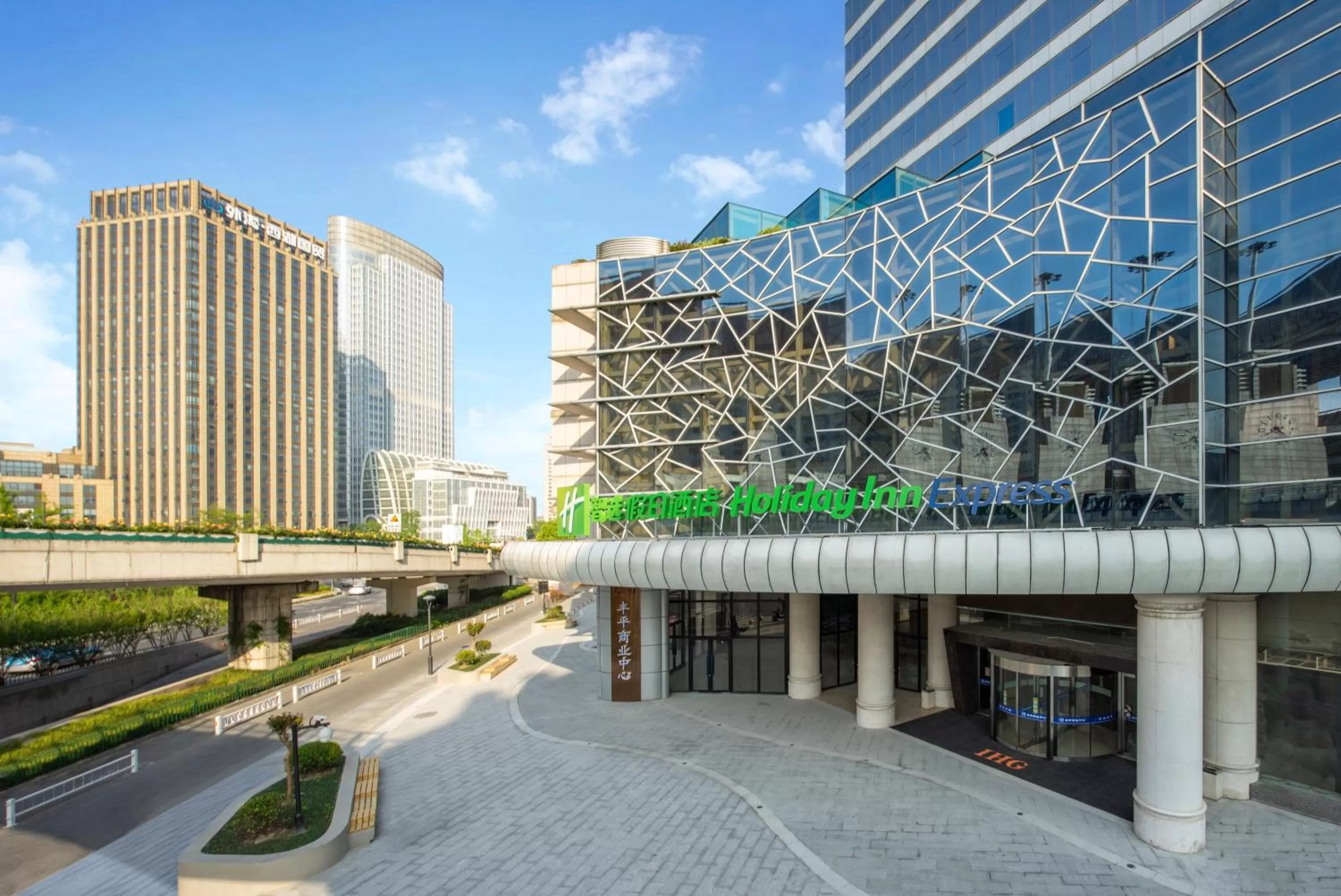 Property building in Holiday Inn Express Hangzhou Westlake East by IHG