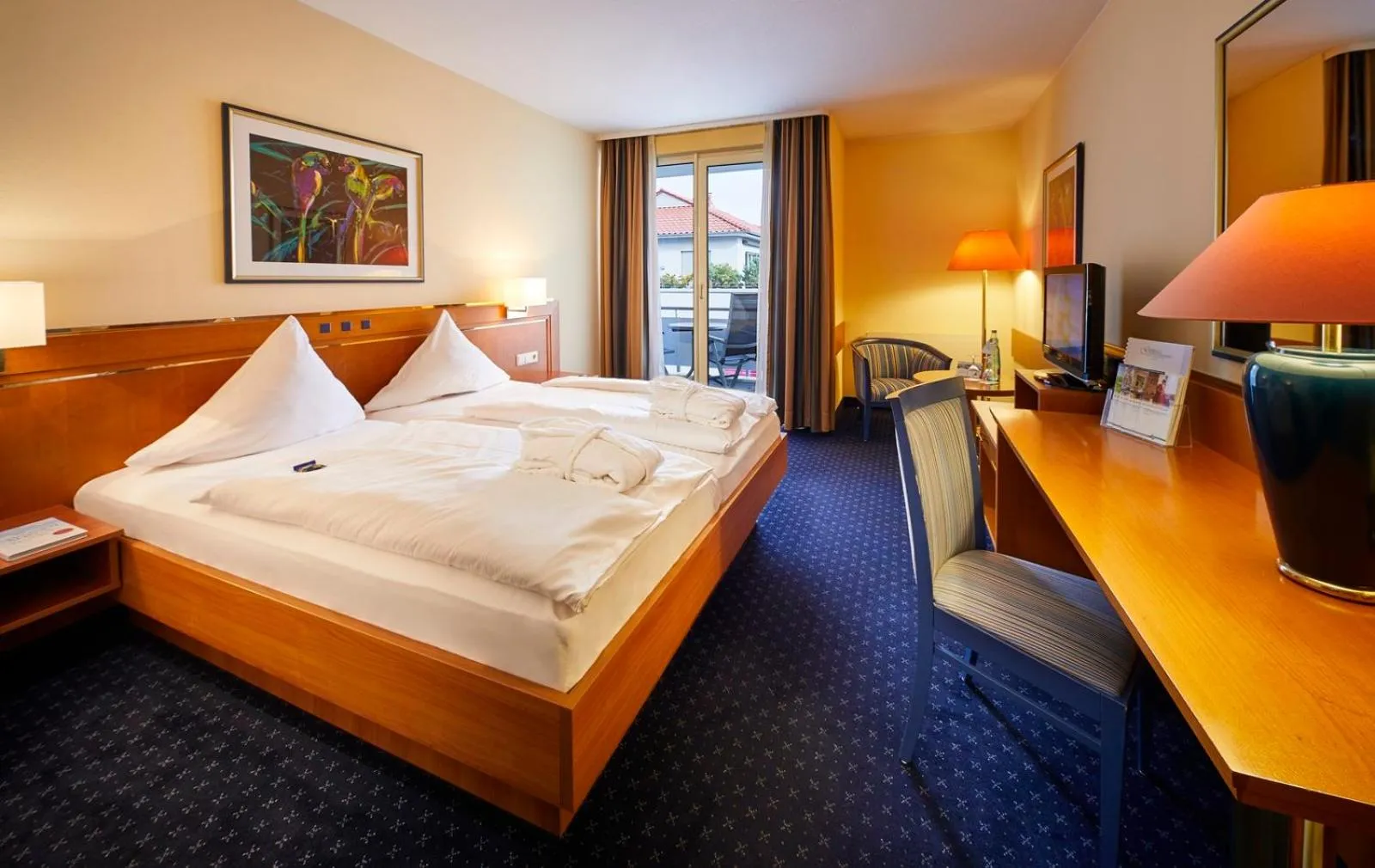 Photo of the whole room, Bed in Göbel`s Hotel Quellenhof