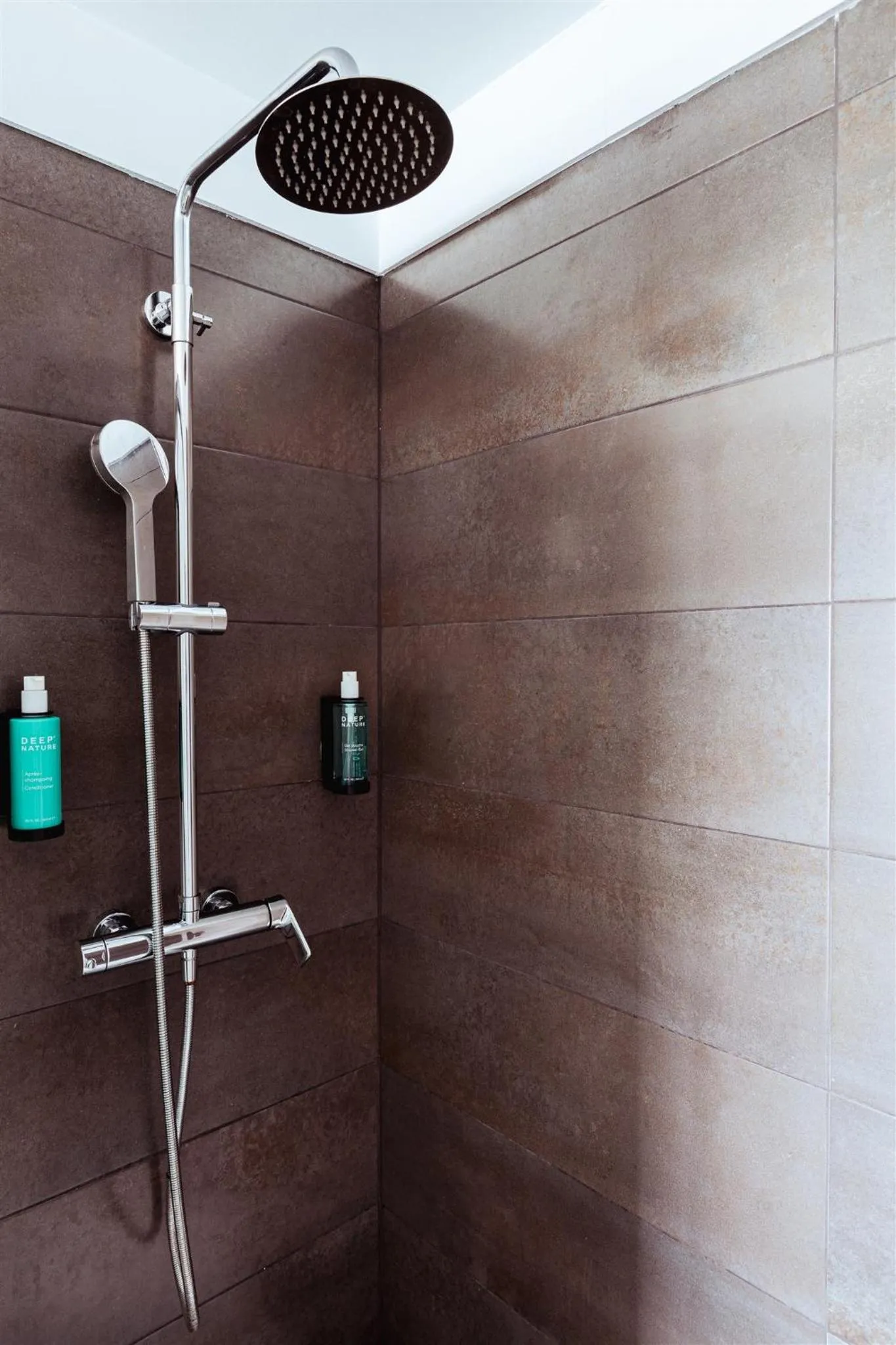 Shower in Hotel Simbad Ibiza