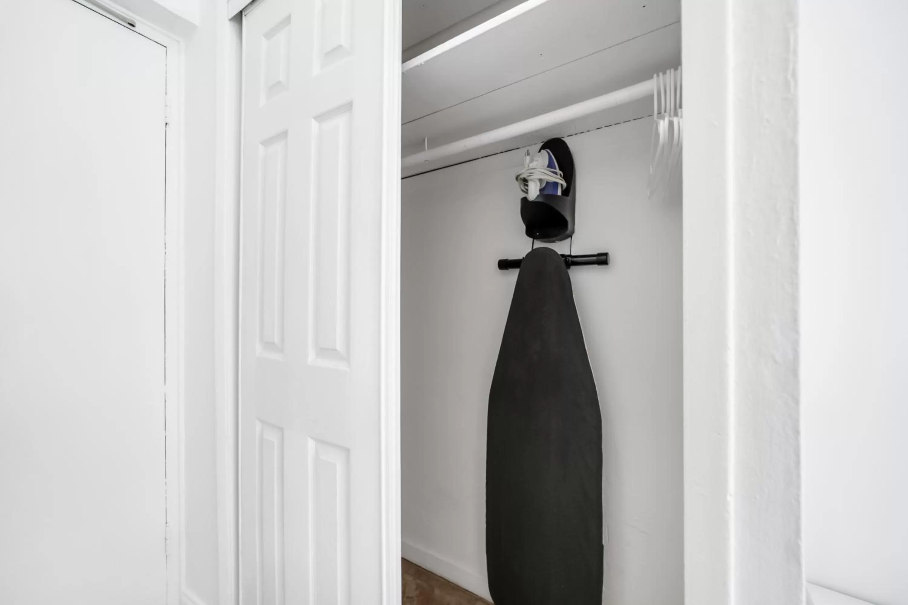 wardrobe in Starlite Hotel