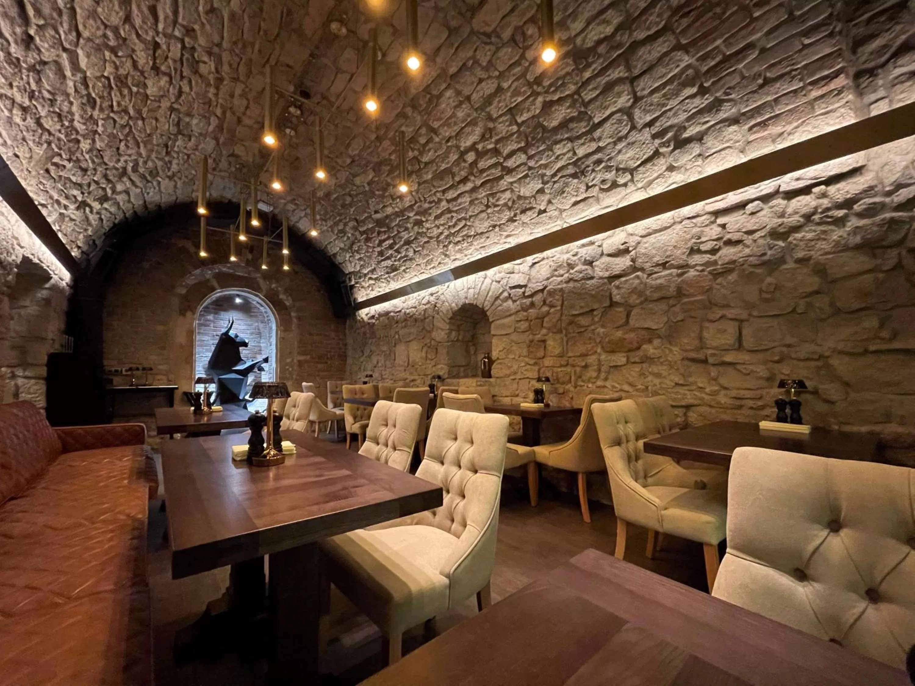 Restaurant/places to eat in Best Western Plus Market Square Lviv