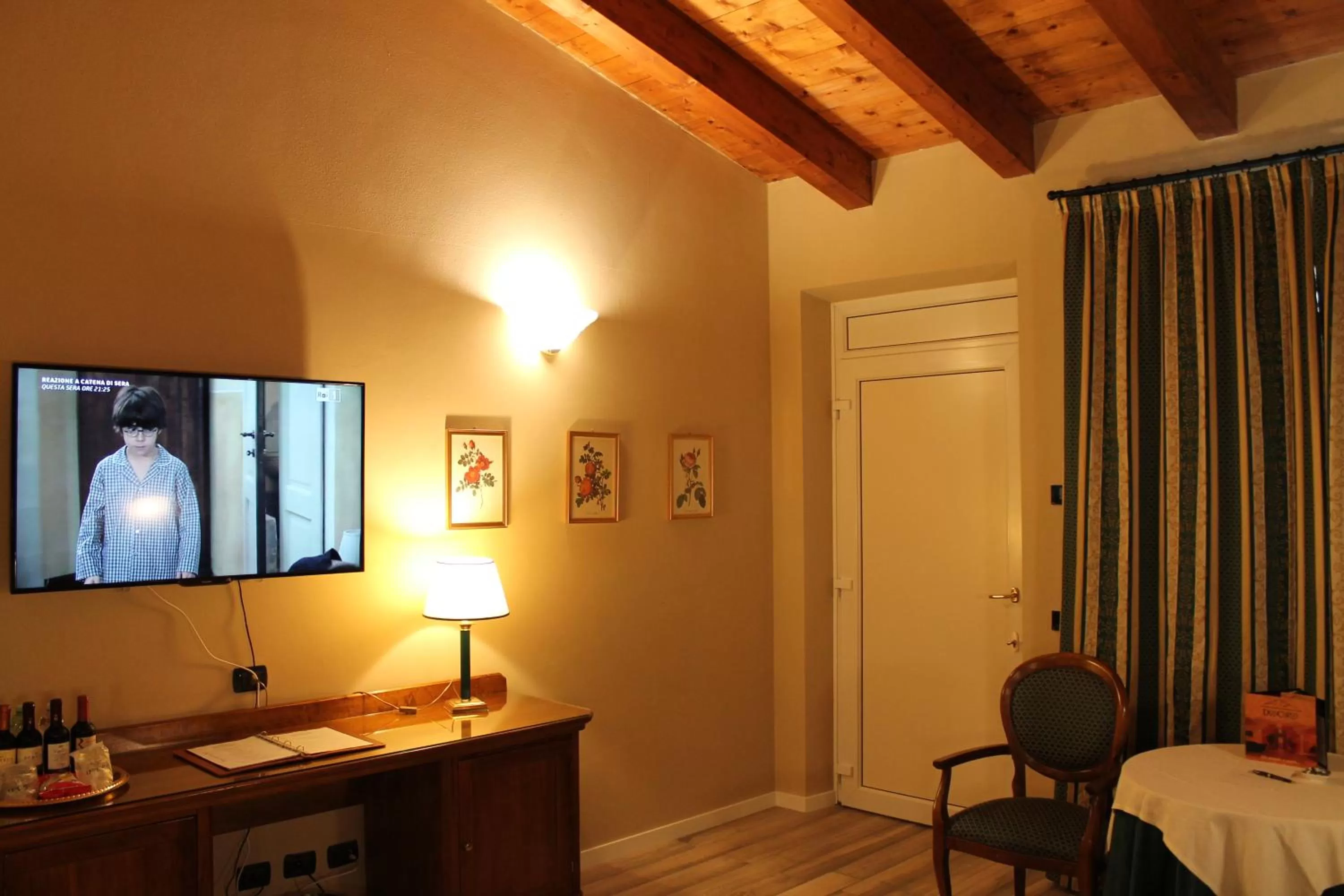 Decorative detail in Hotel Don Carlo