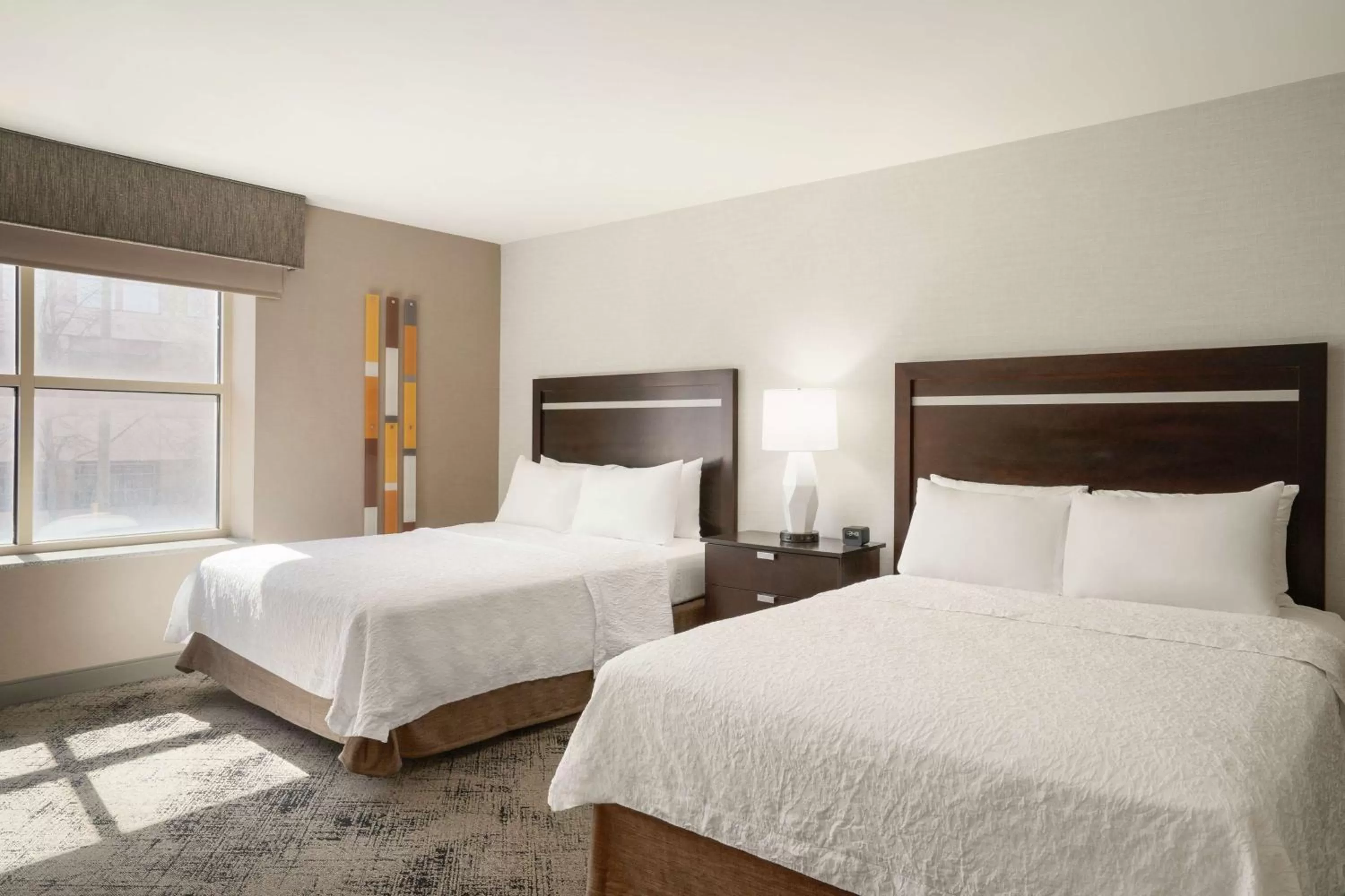 Queen Room with Two Queen Beds and Bath Tub - Mobility and Hearing Access in Hampton Inn Portland Downtown Waterfront