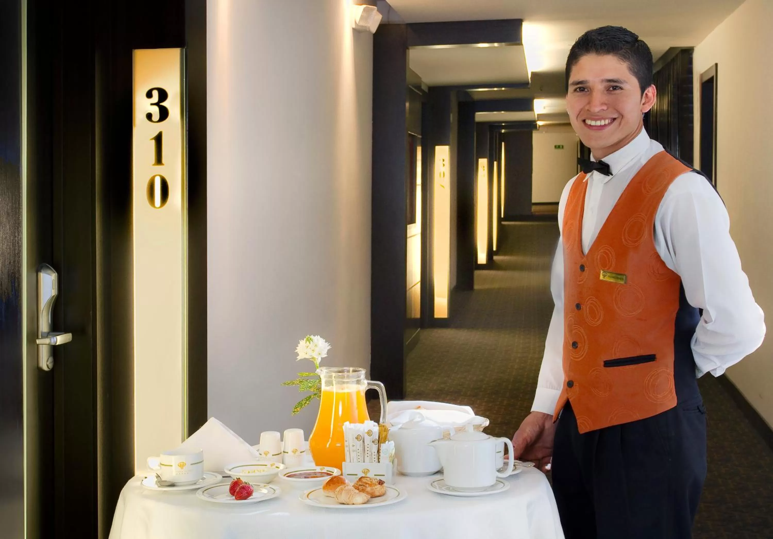 People in Oro Verde Cuenca