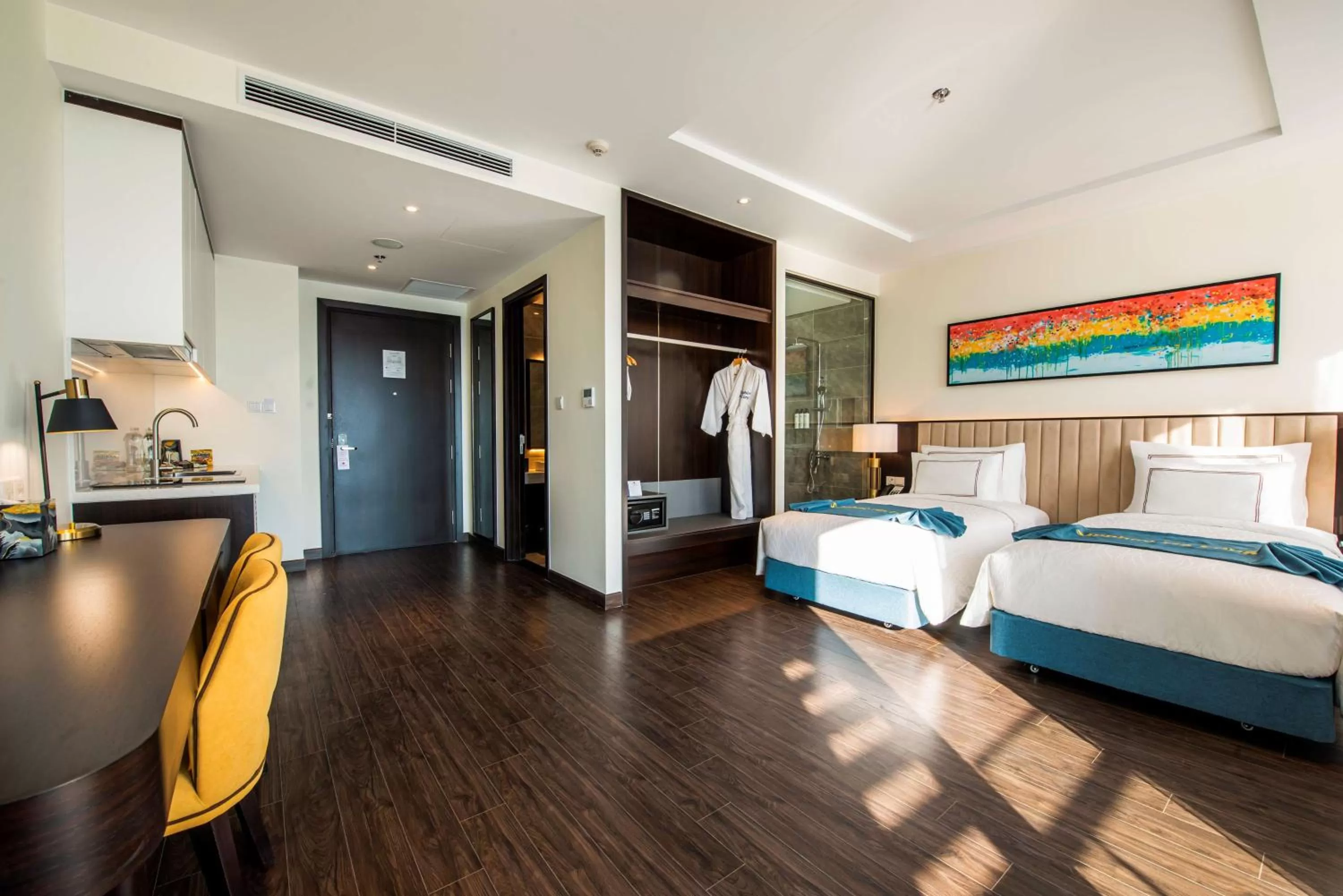 Bed in Best Western Premier Sapphire Ha Long