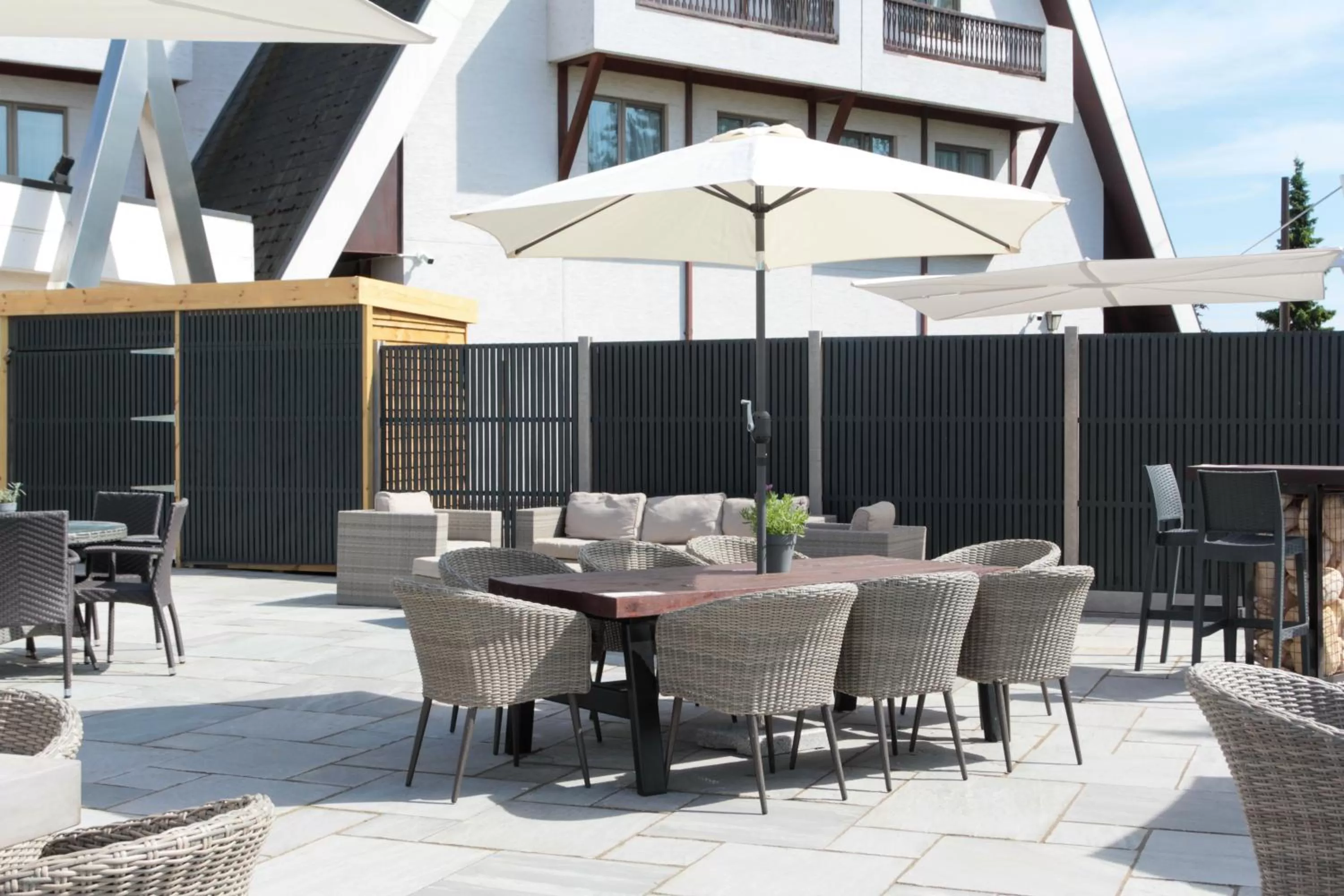 Balcony/Terrace in Coppid Beech