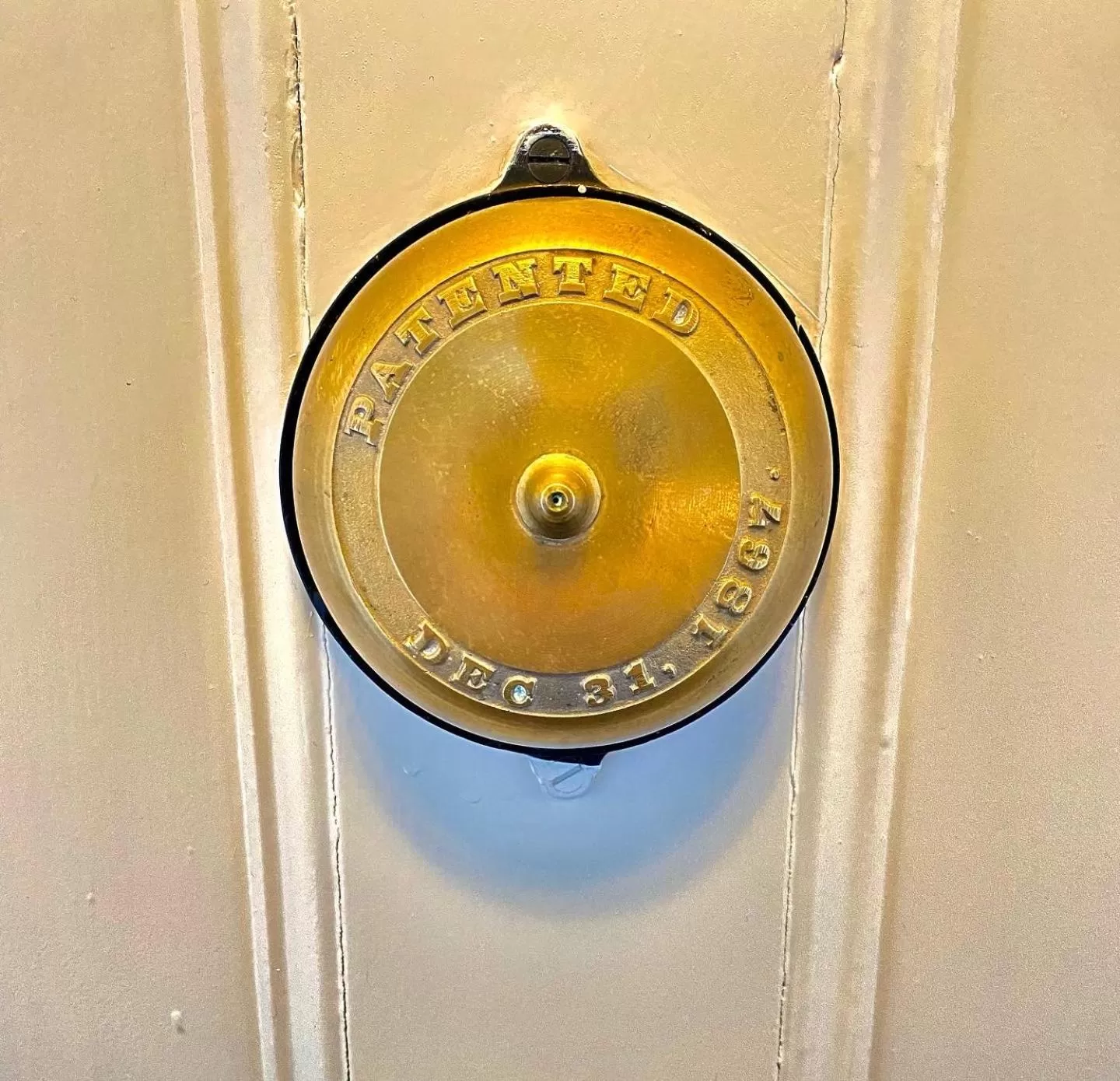 Facade/entrance in McCully House Inn