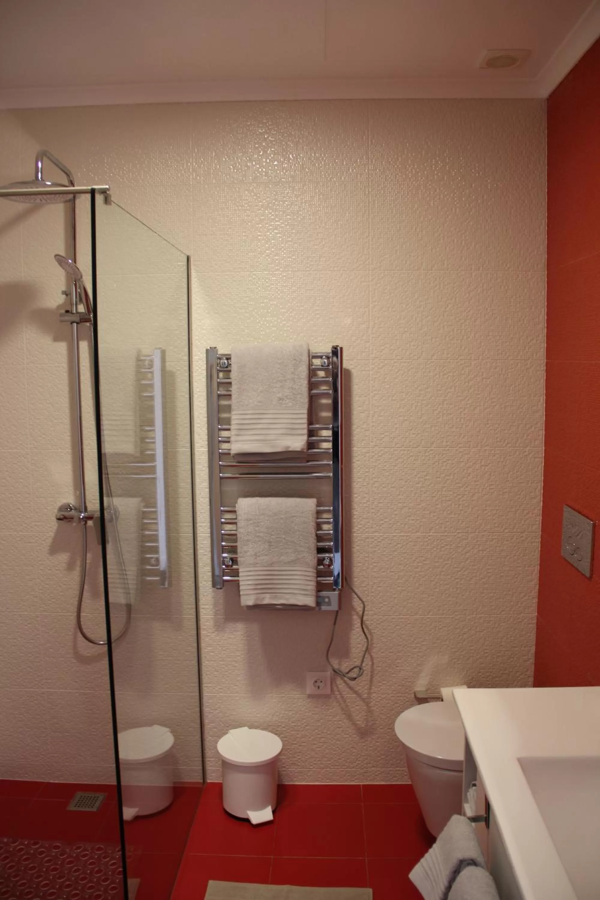 Bathroom in Quinta do Fojo Valonguinho, Barrô