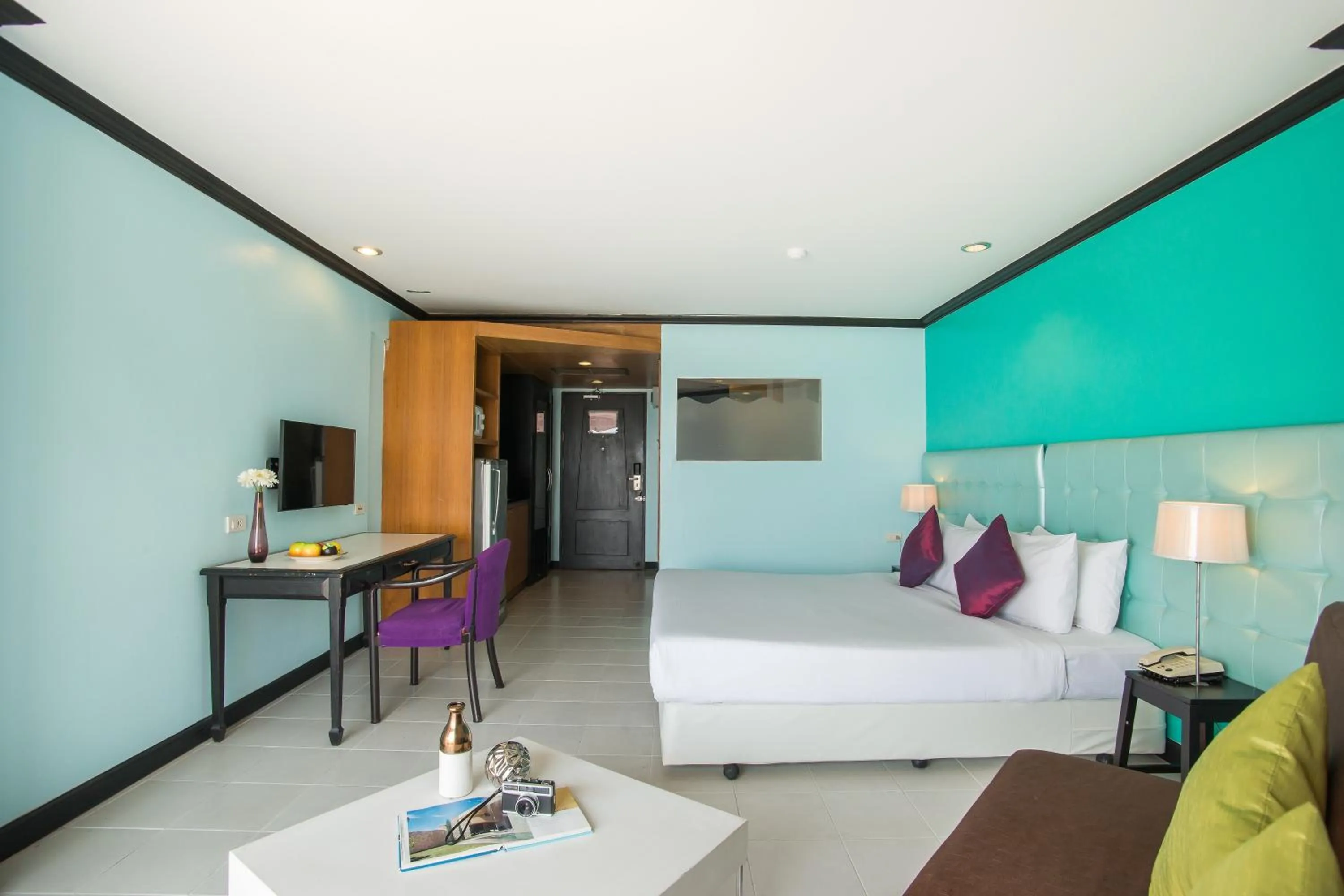 Photo of the whole room, Bed in Bella Villa Metro