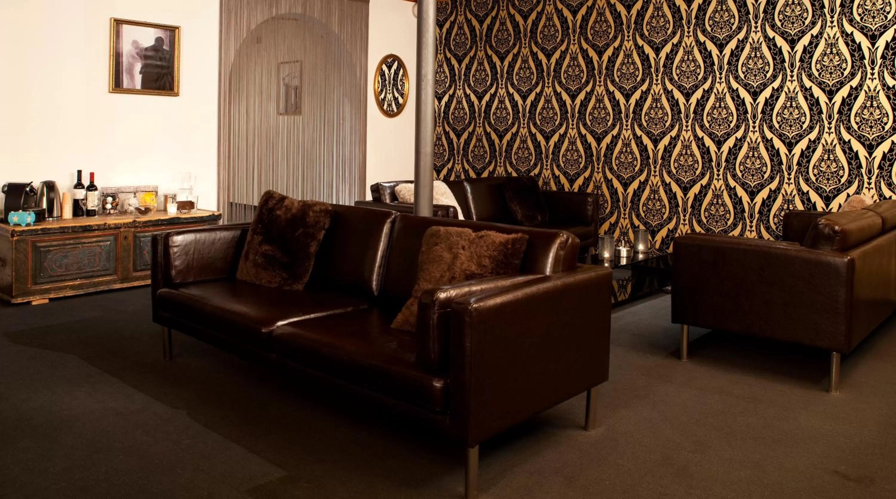 Lounge or bar in Arena Lodge