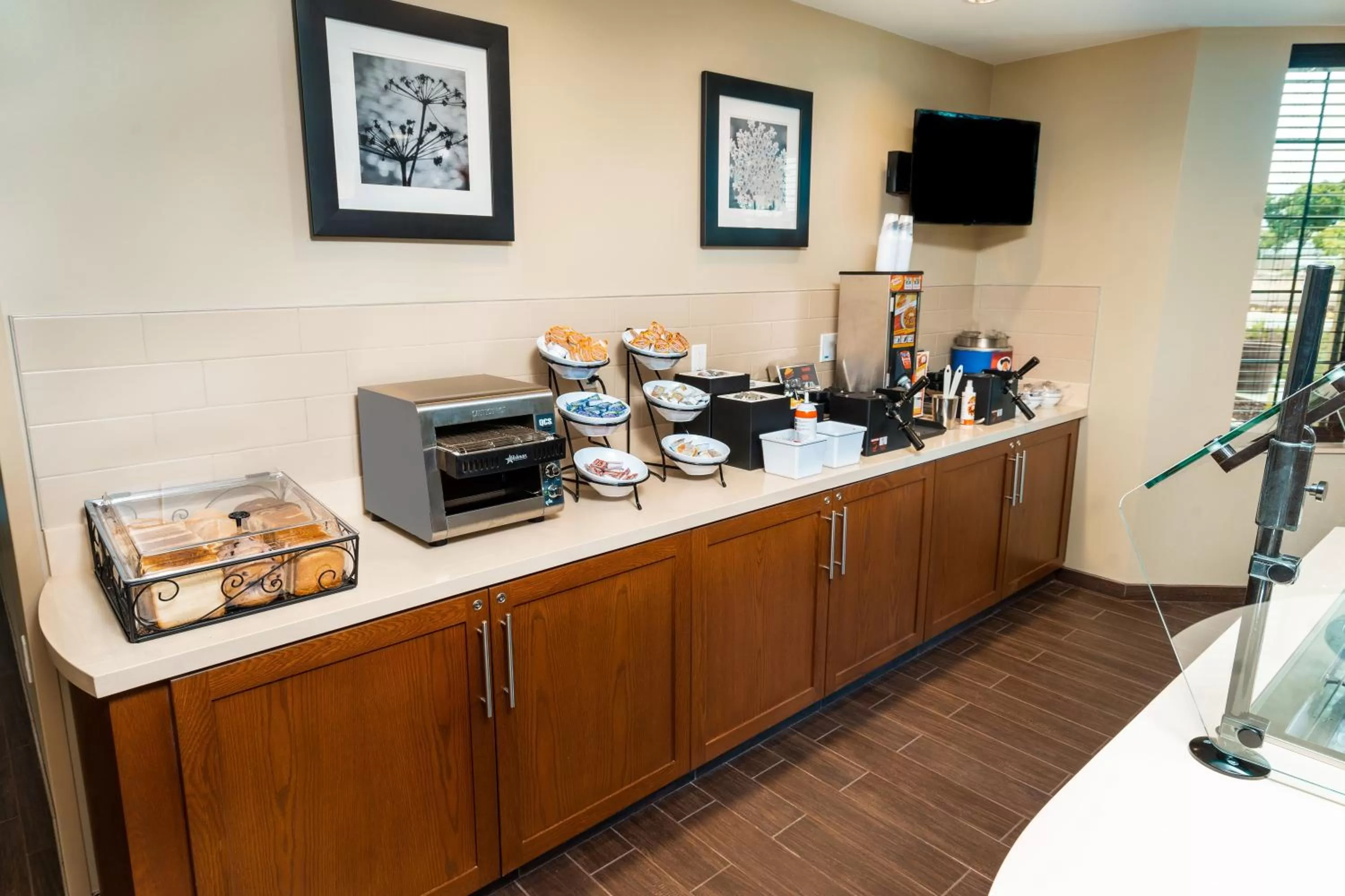 Breakfast in Staybridge Suites - Newark - Fremont by IHG