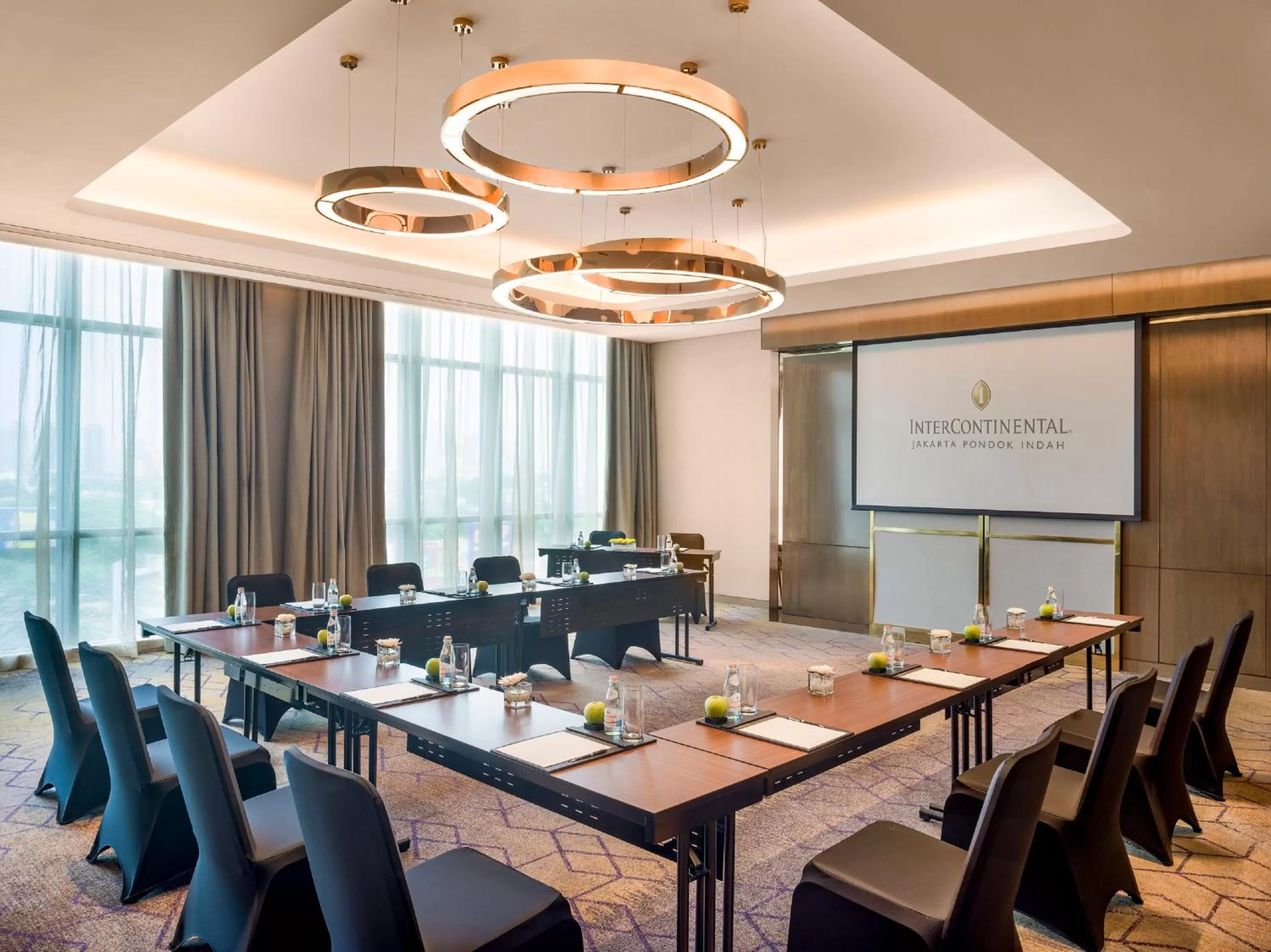 Meeting/conference room in InterContinental Hotels Jakarta Pondok Indah by IHG