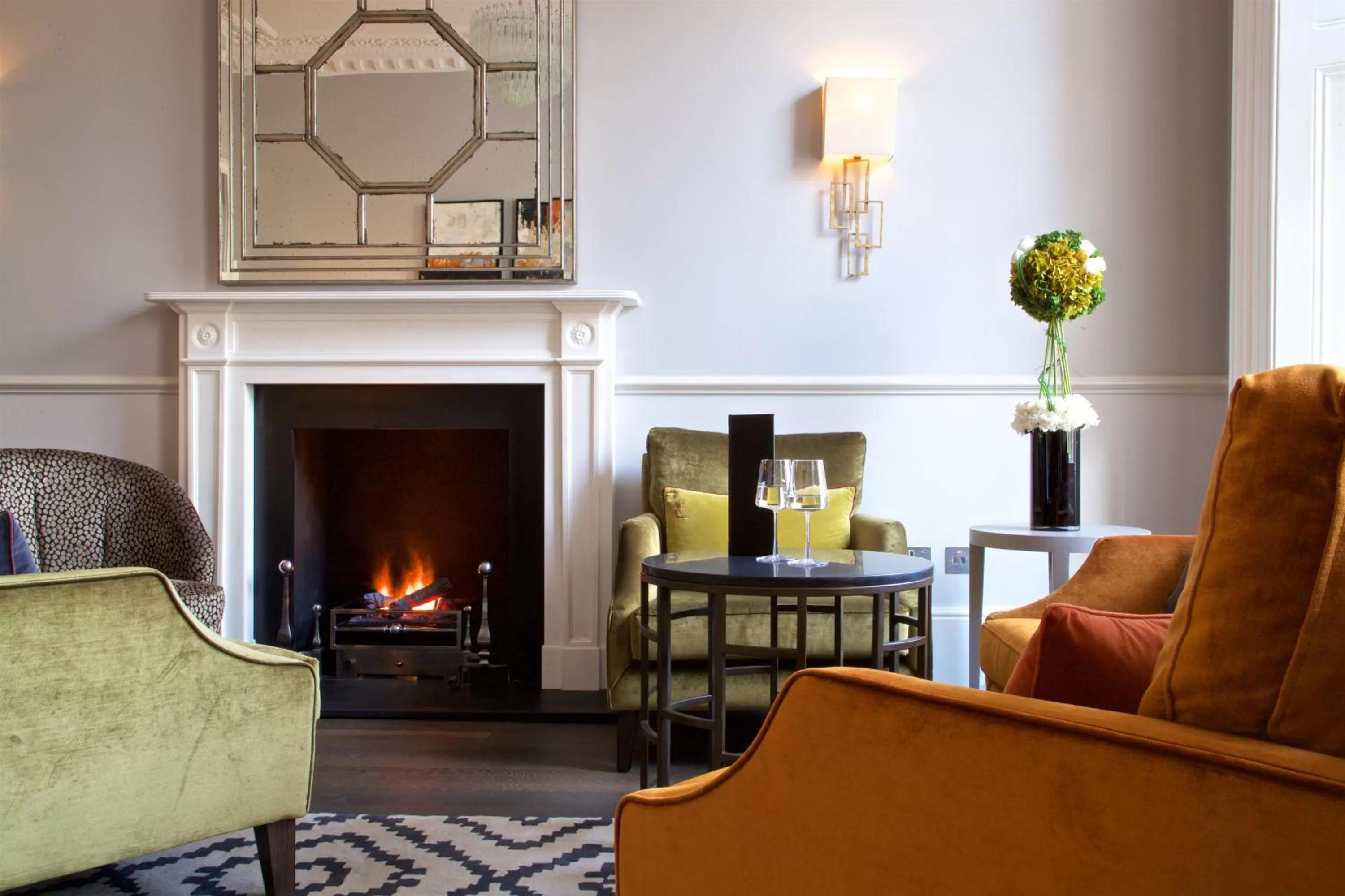 Living room in 54 Queen's Gate Hotel