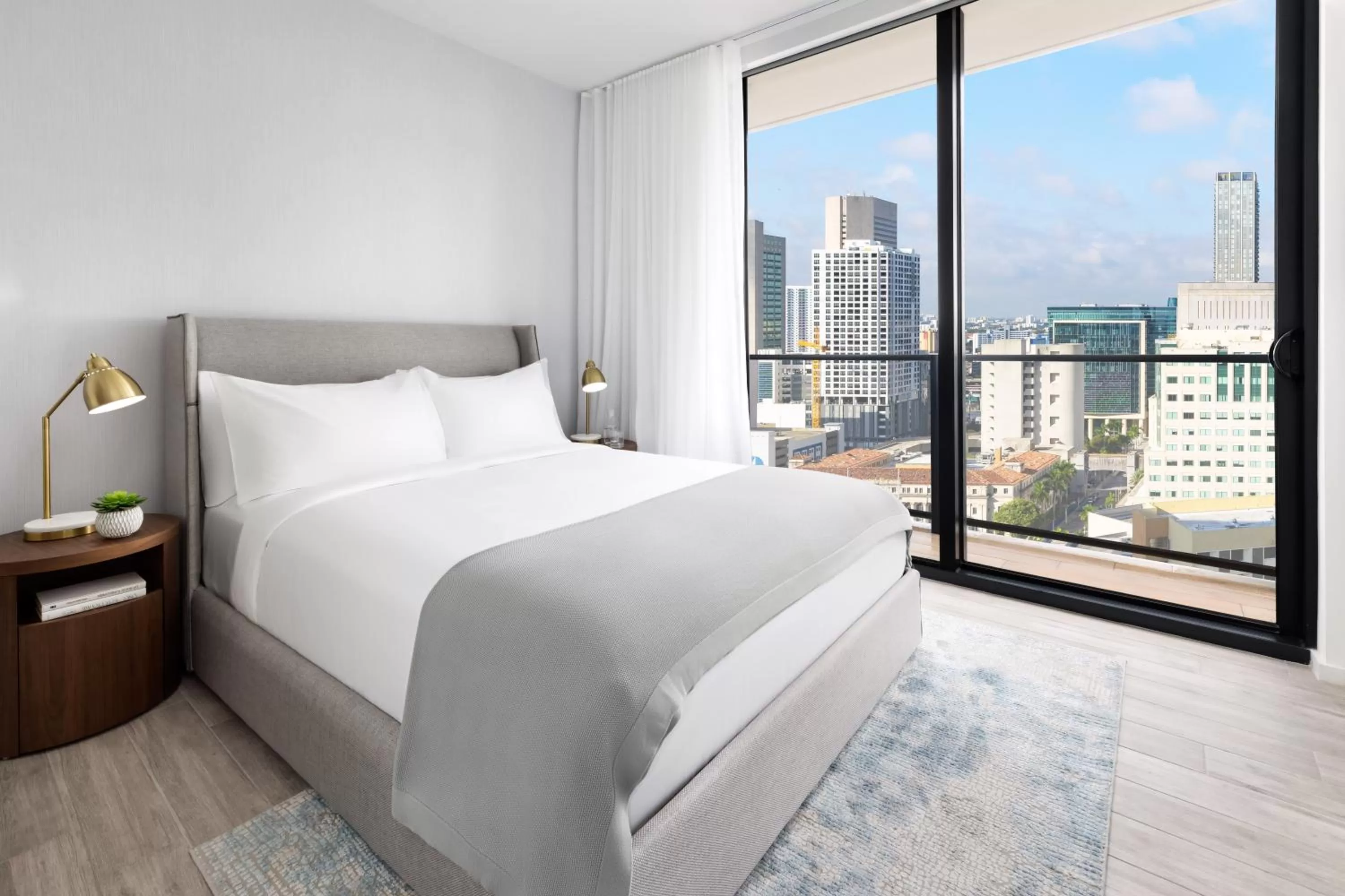 Bed in The Elser Hotel Miami - An All-Suite Hotel
