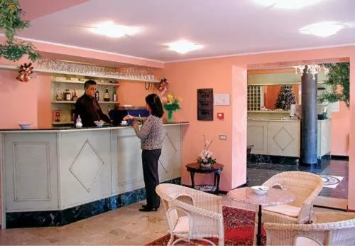 Lounge or bar in Hotel Altieri