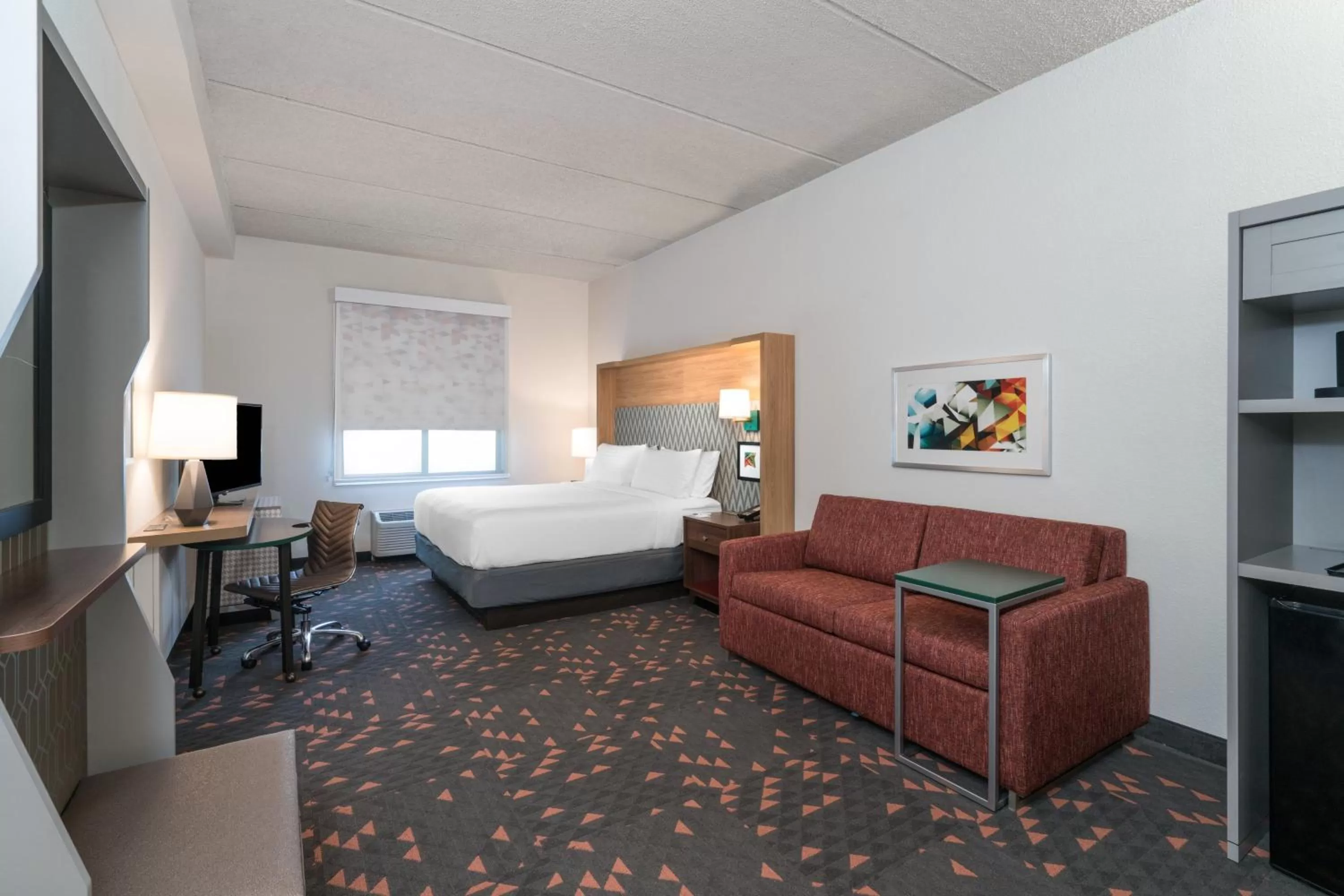 Photo of the whole room, Bed in Holiday Inn Atlanta/Roswell by IHG