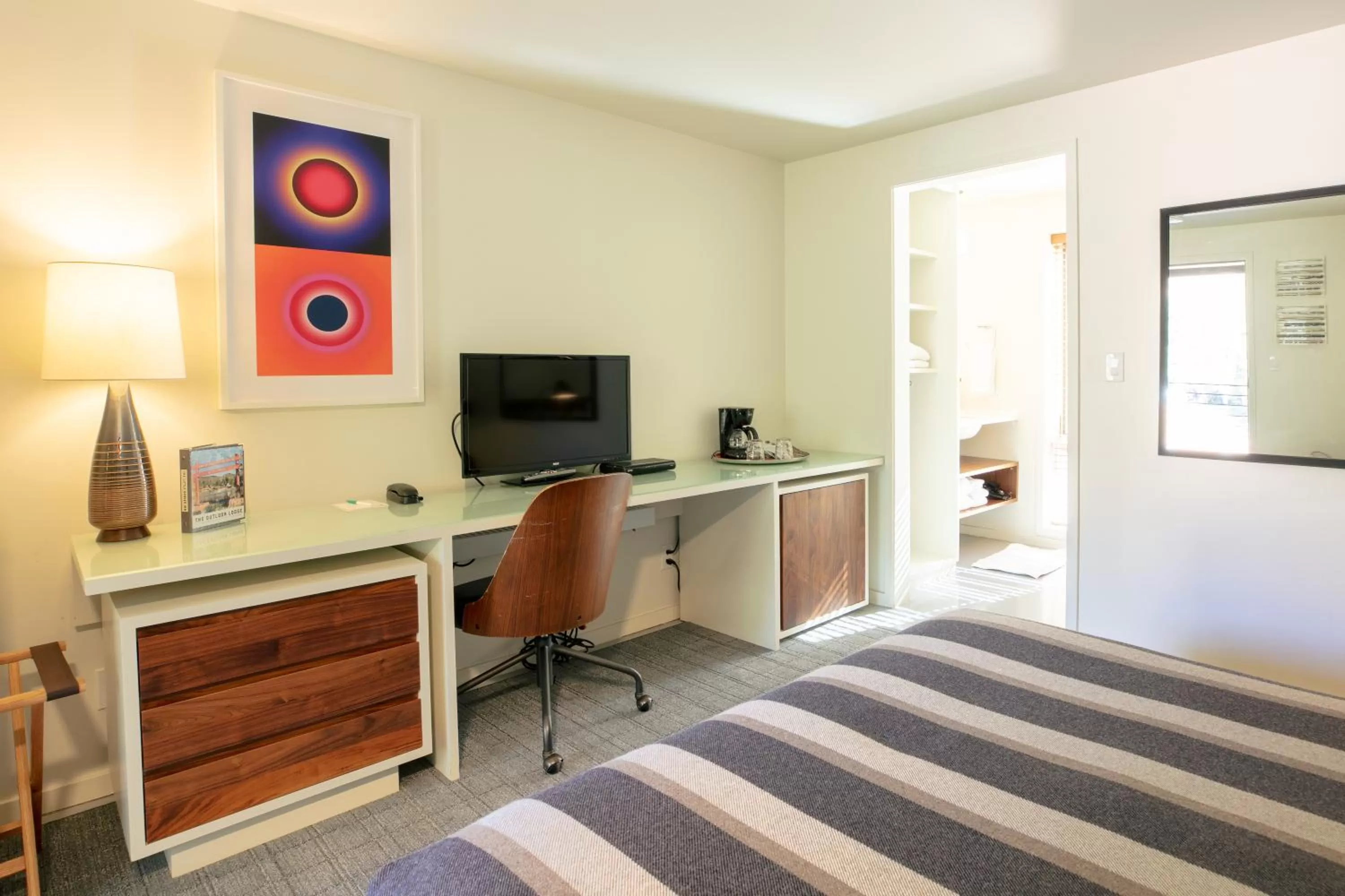 TV and multimedia, Bed in Little Beaver Inn