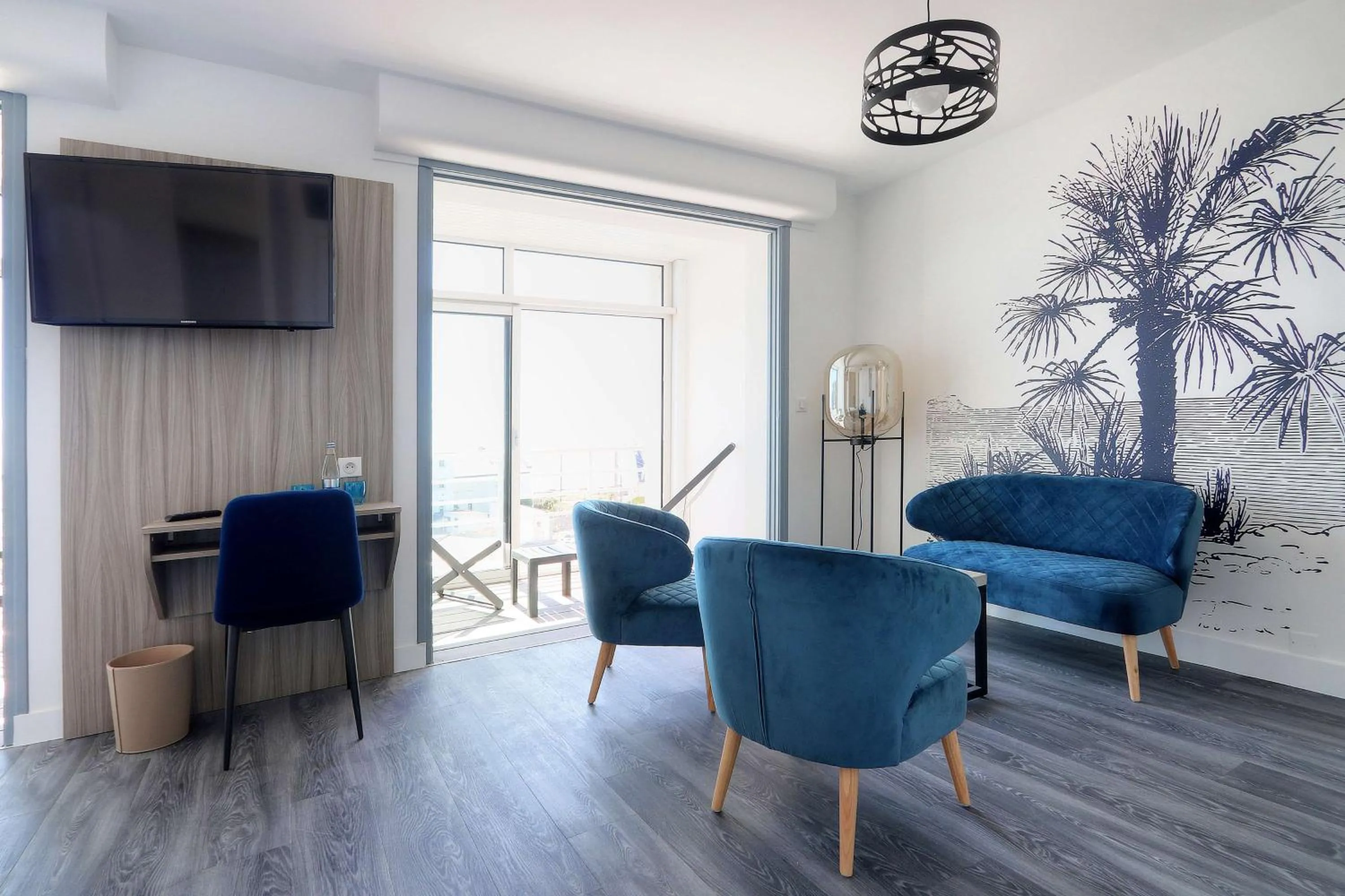 Photo of the whole room in Best Western Hôtel Le Bellevue Quiberon