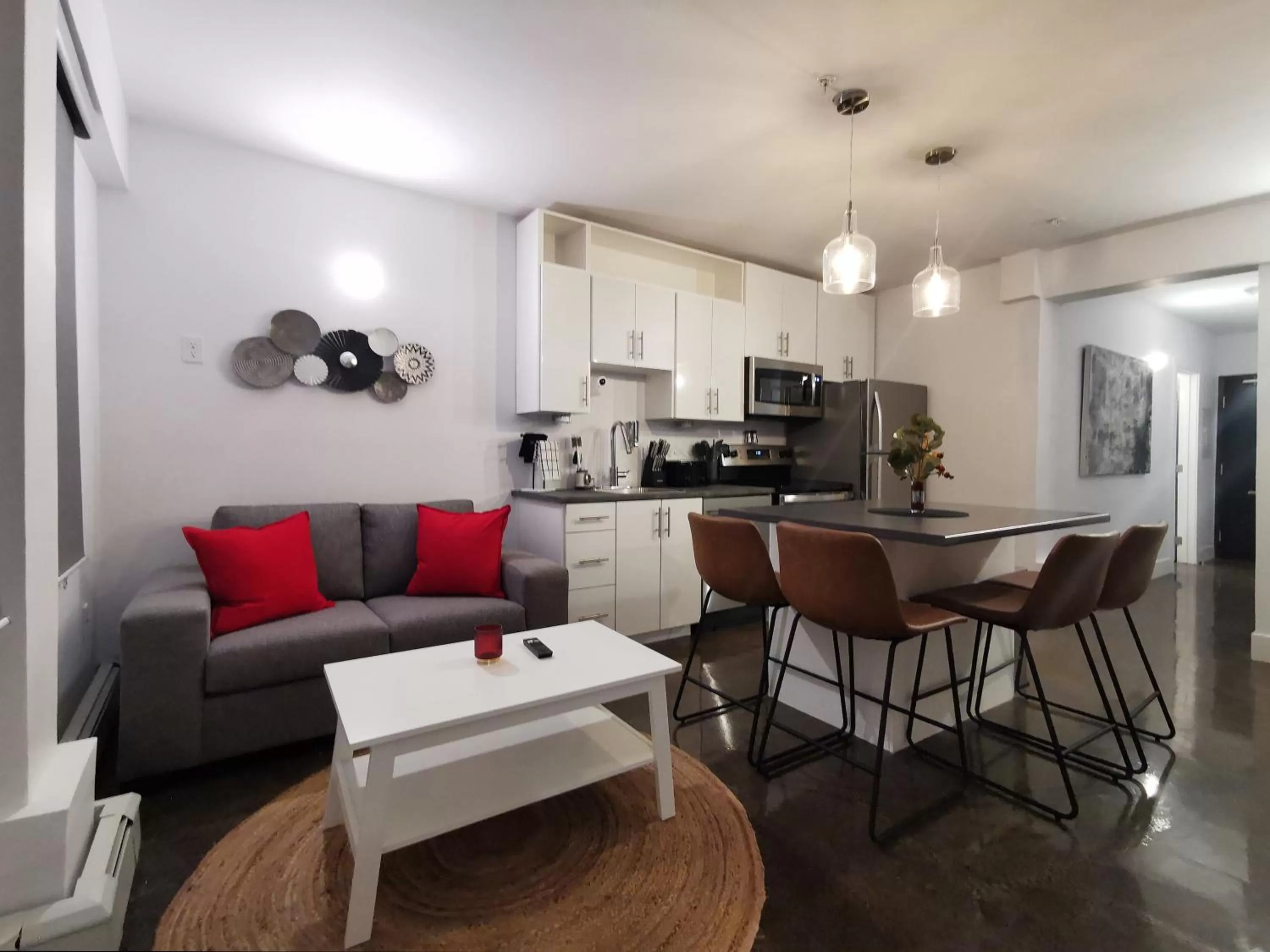 Cameo Hotel and Suites