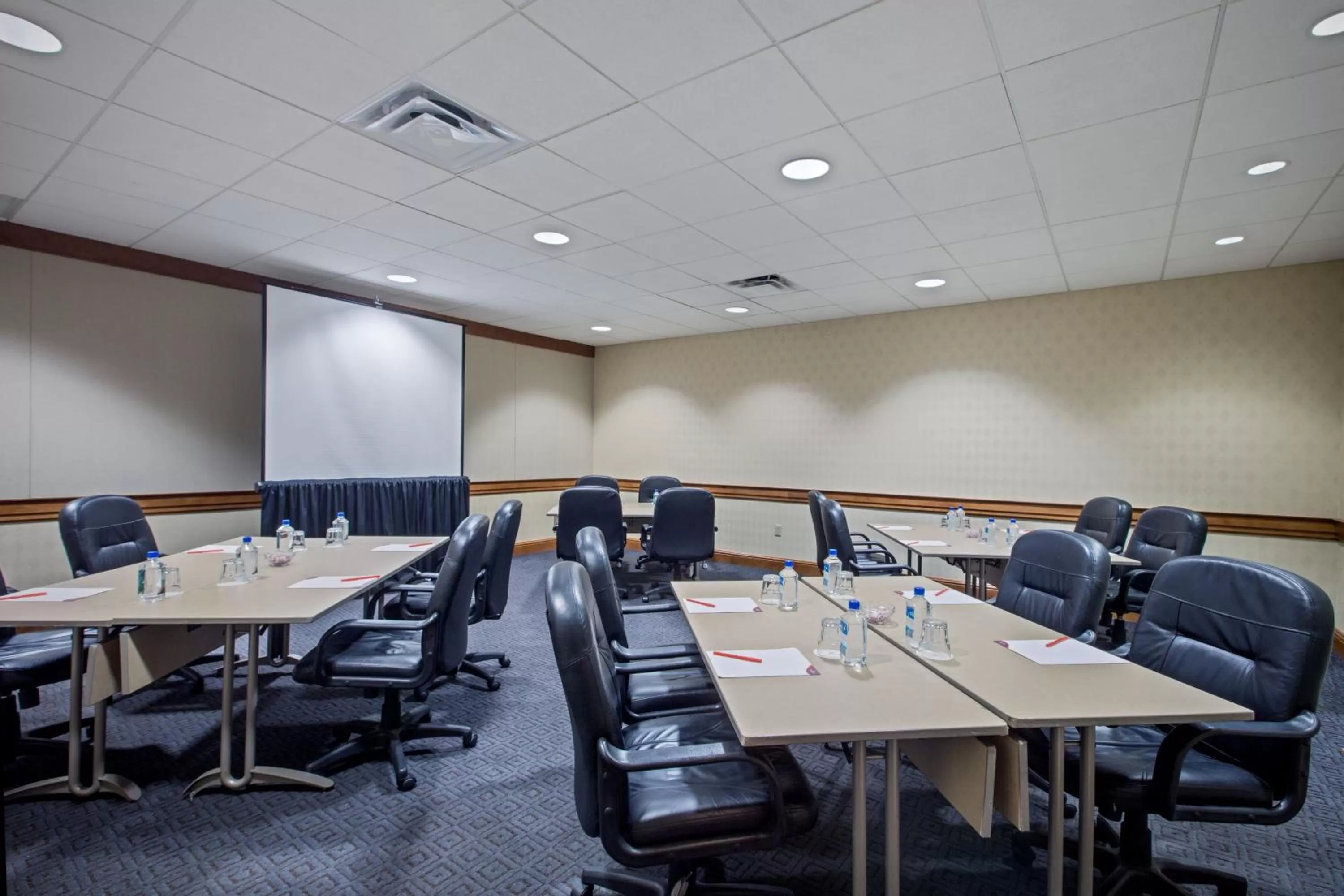 Meeting/conference room in Crowne Plaza Hotel Philadelphia - King of Prussia by IHG