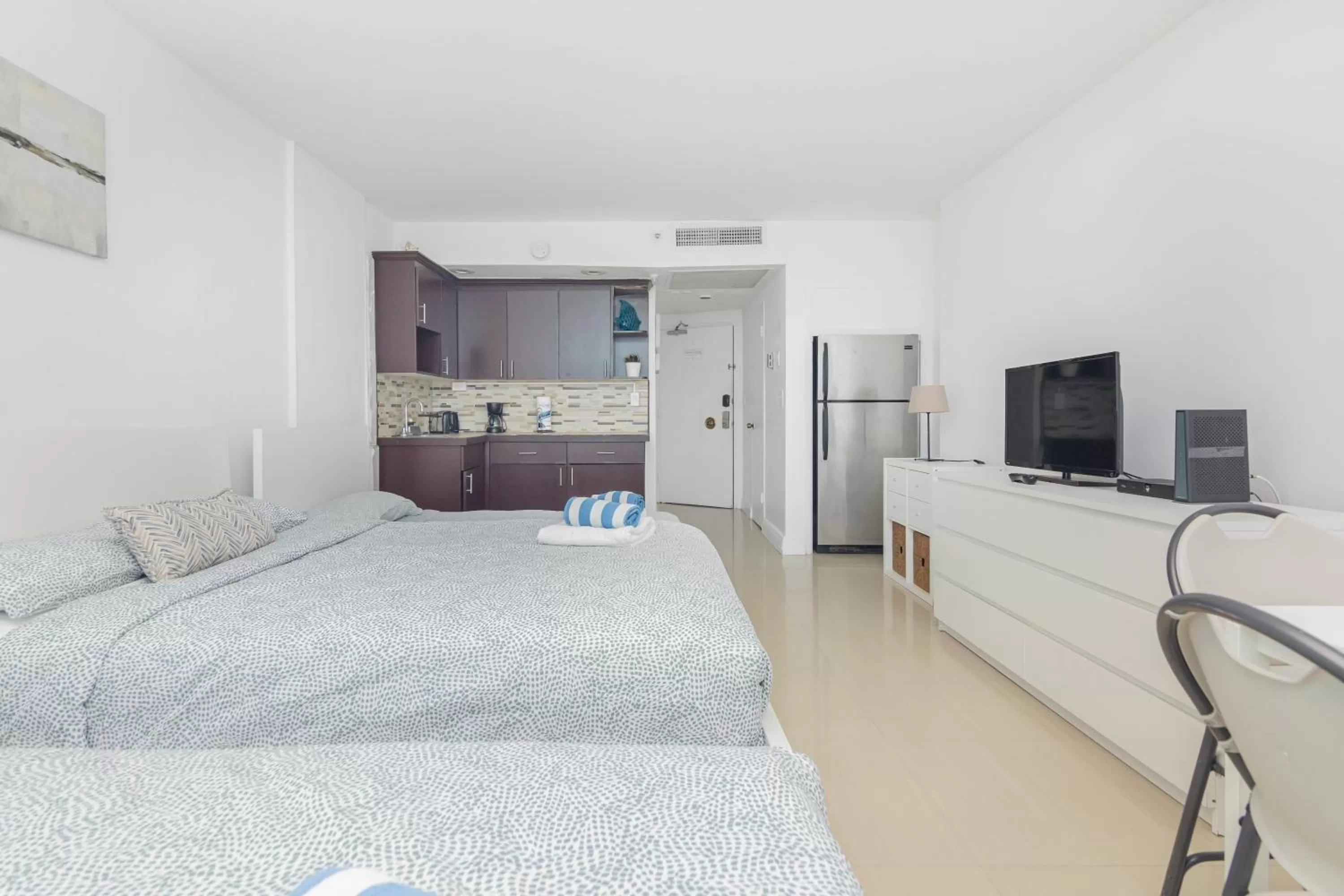 Photo of the whole room in Girasole Rentals