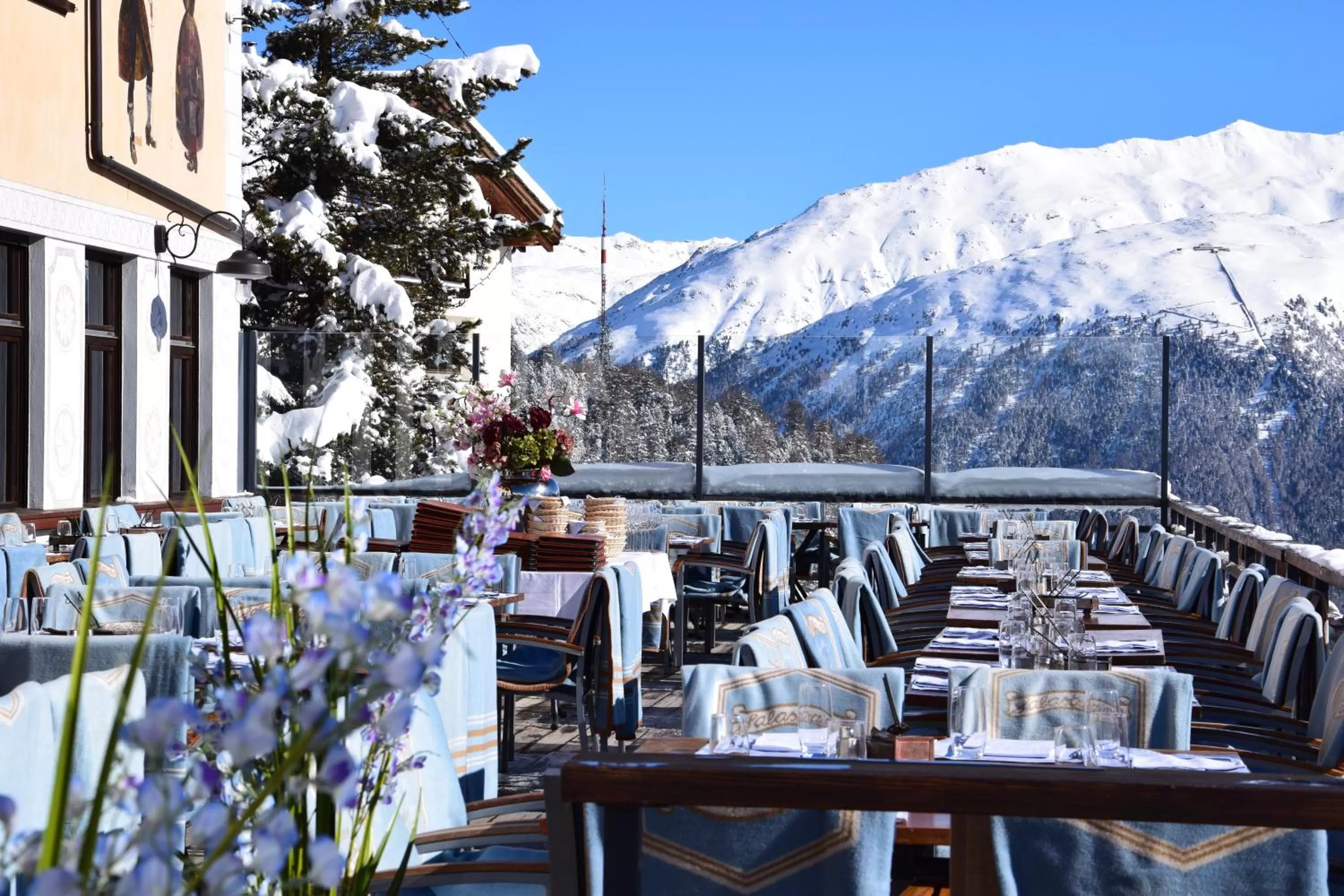 Food and drinks in Hotel Salastrains