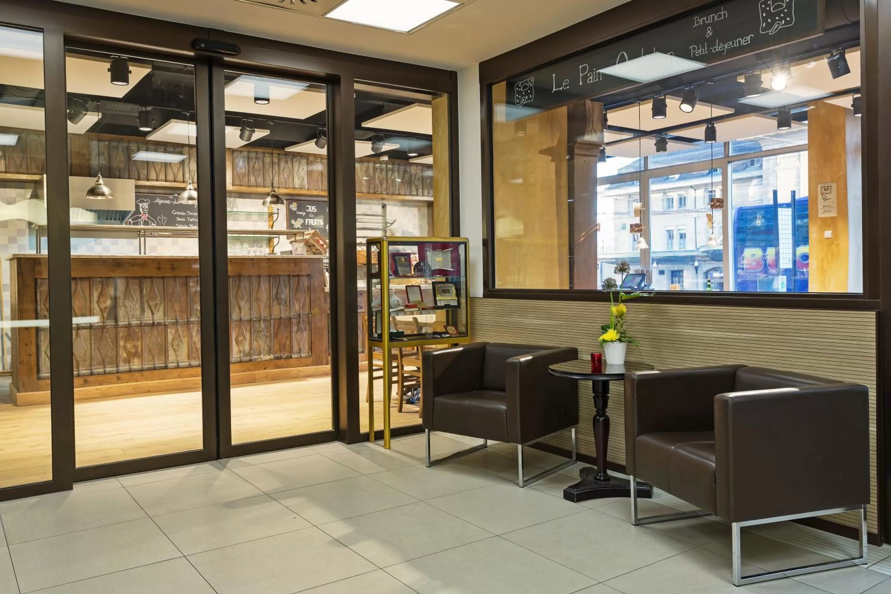 Lobby or reception in Continental Hotel Lausanne