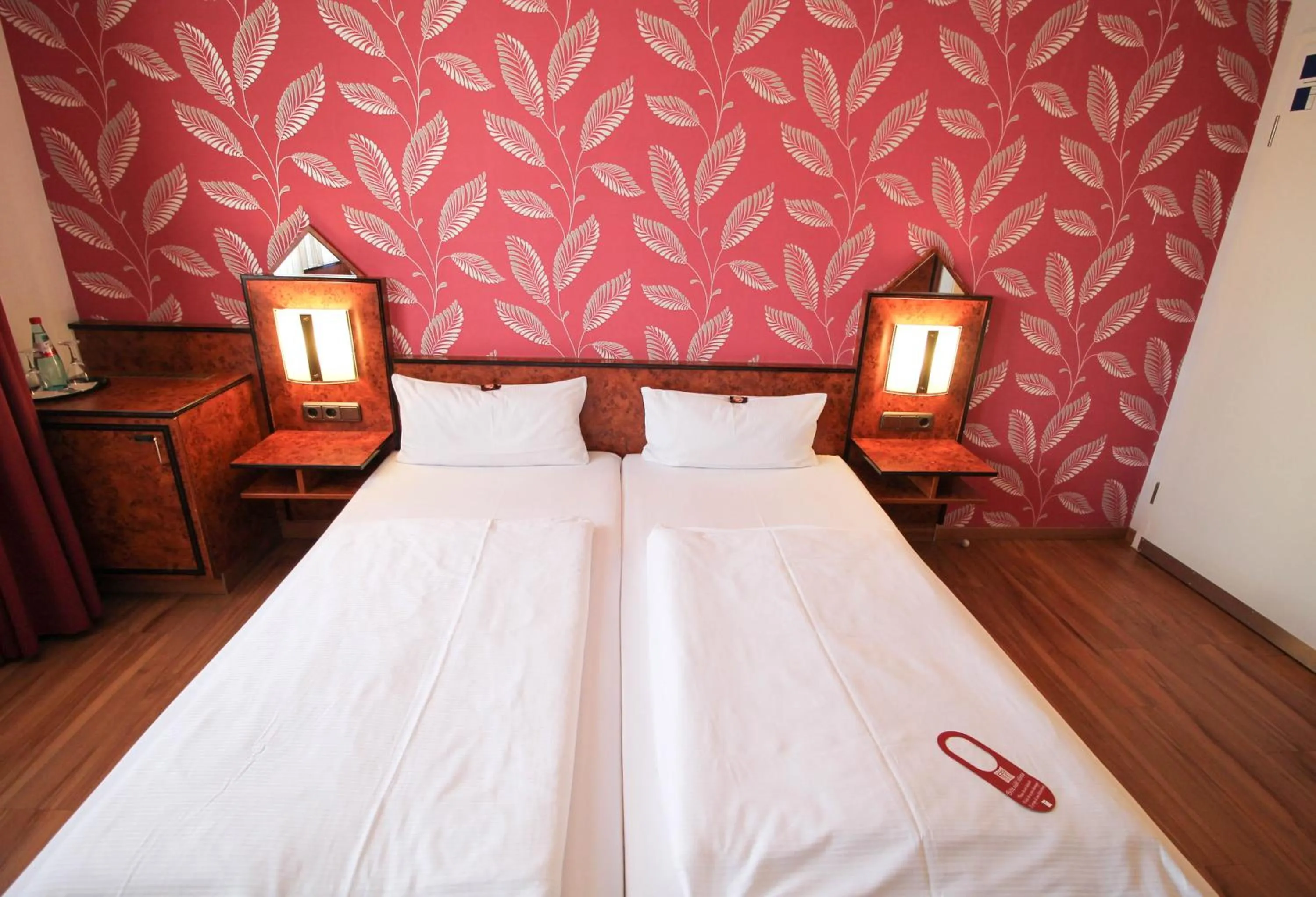 Bed in Hotel Miramar am Römer