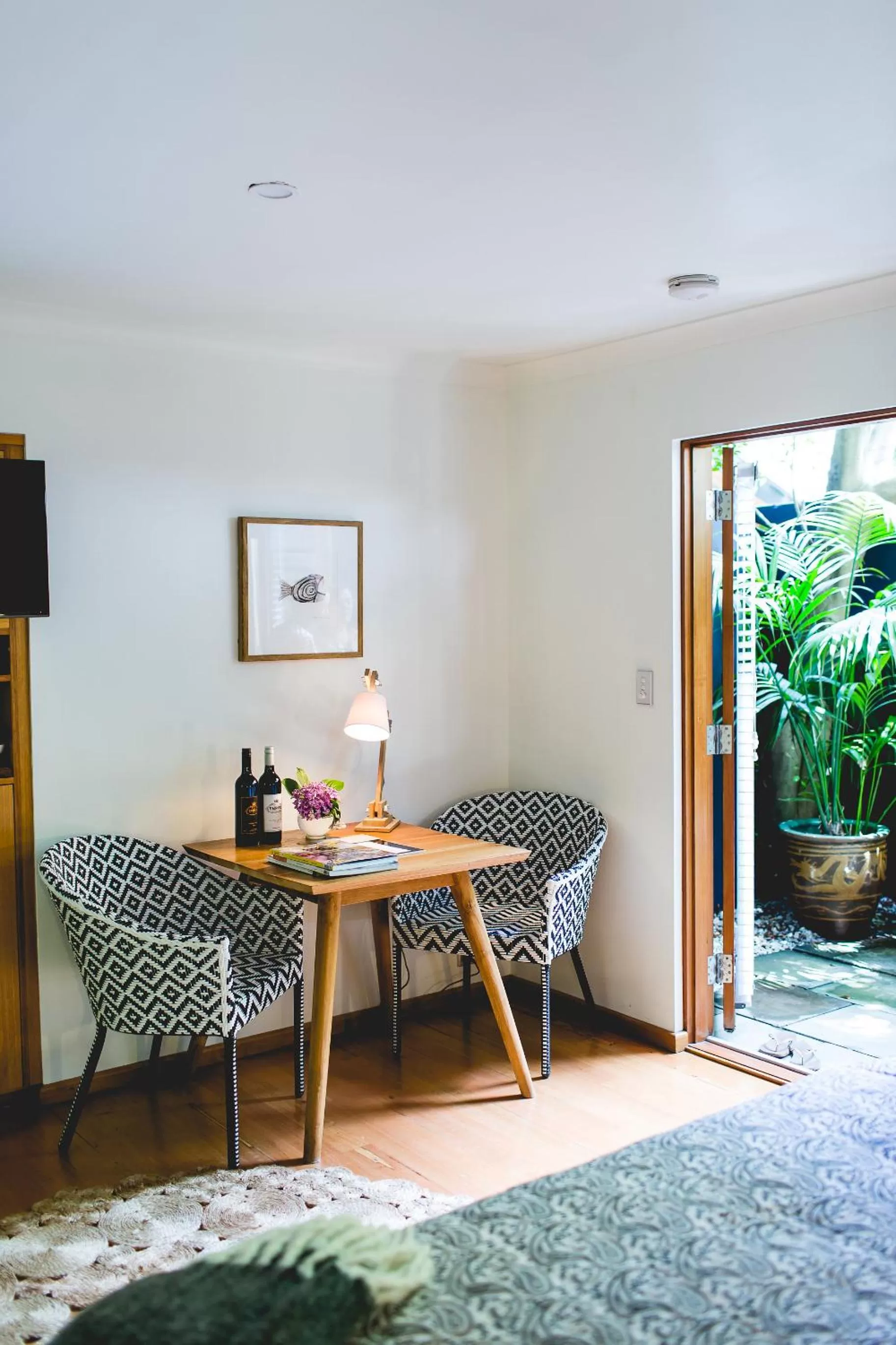 King Suite with Courtyard in Empire Spa Retreat