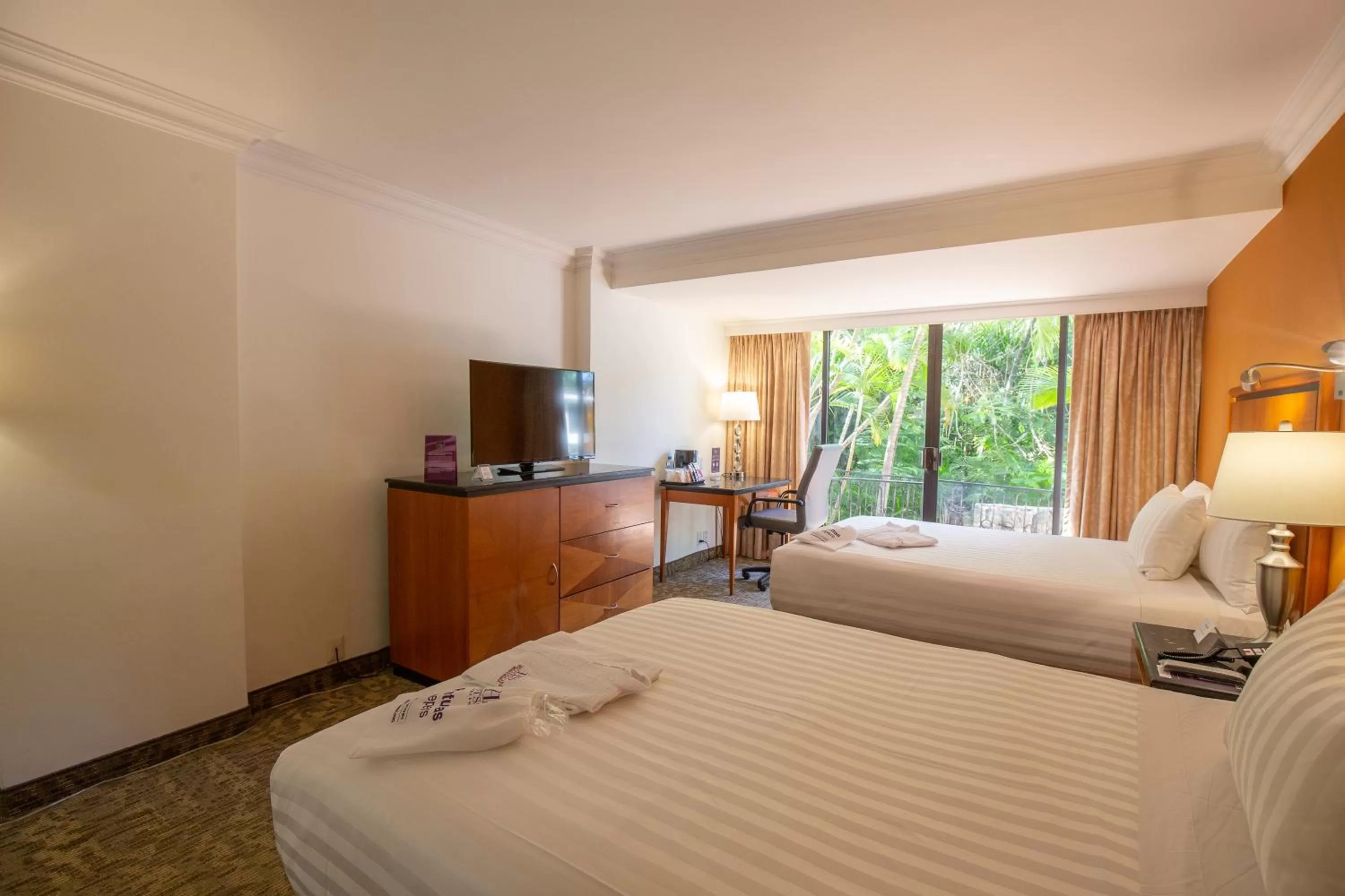 Bed in HS HOTSSON Hotel Tampico