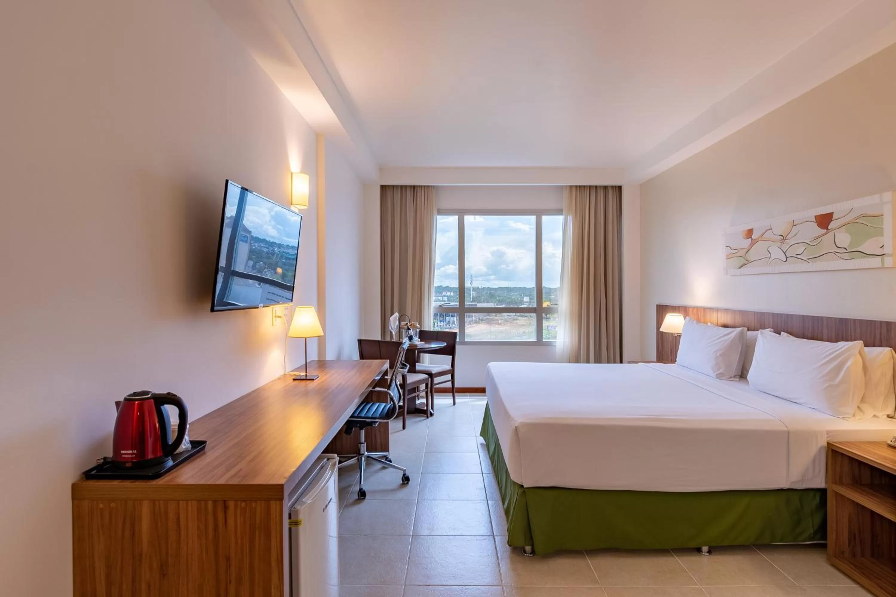 Photo of the whole room, Bed in Holiday Inn Manaus by IHG