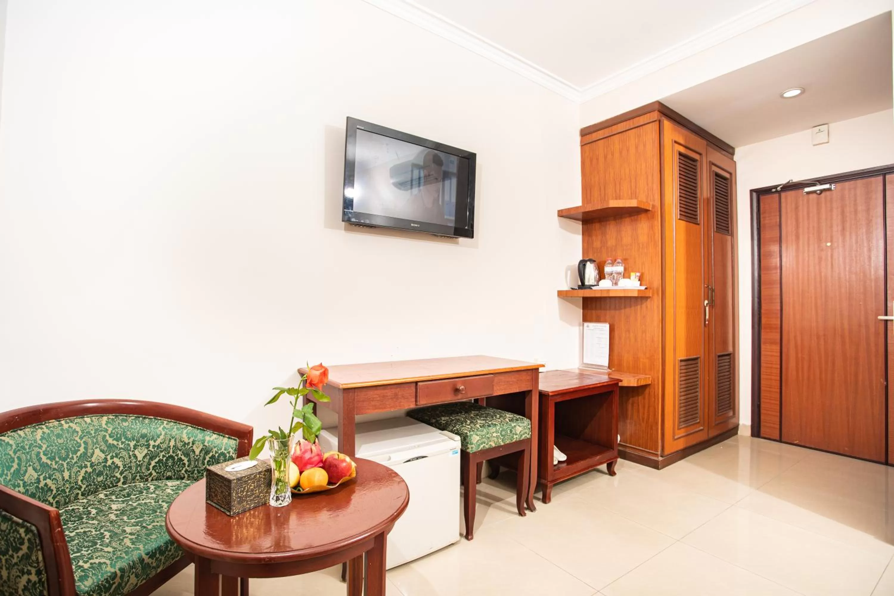 Bed in Silver Mounts Hotel