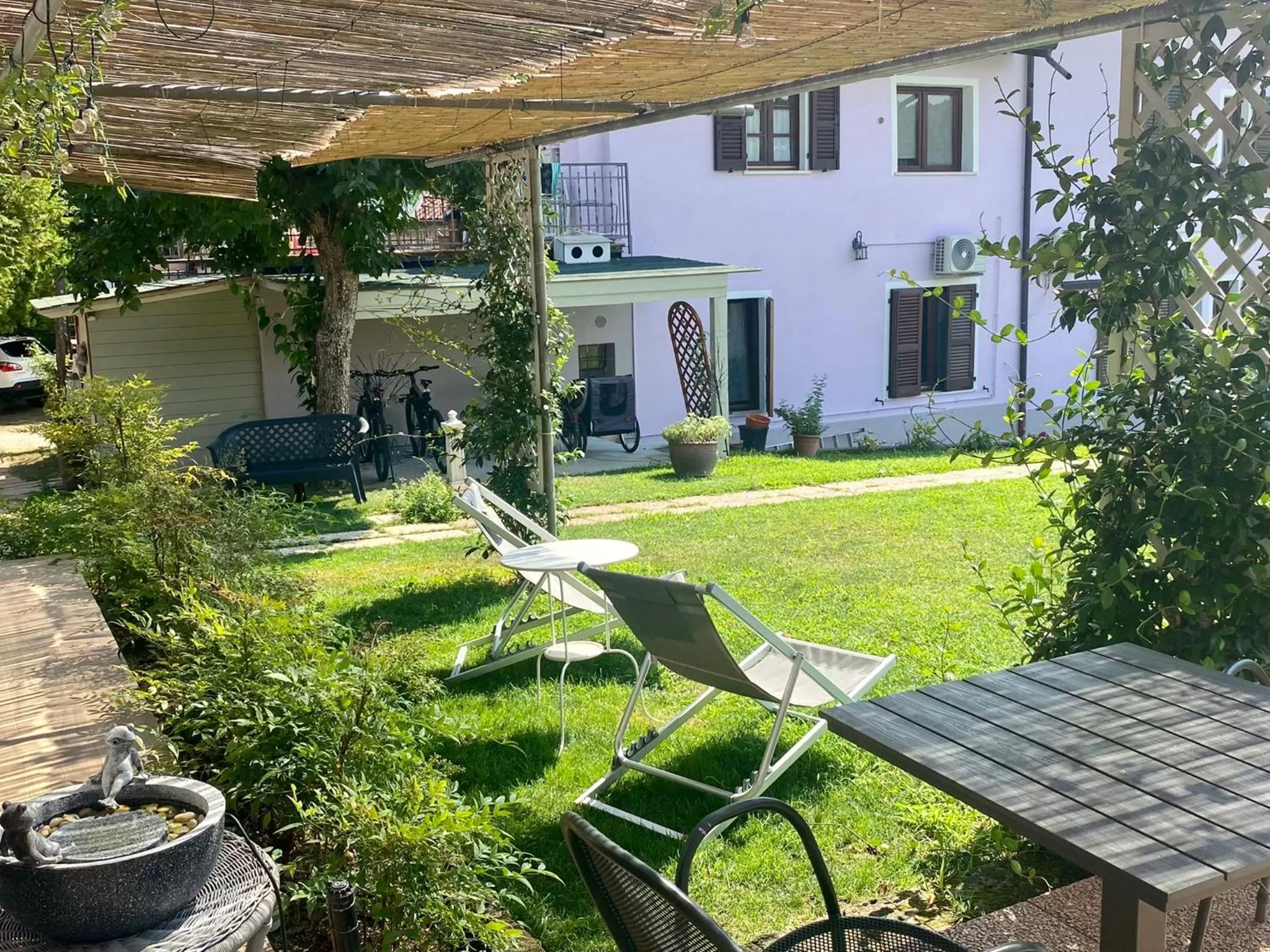 Garden in La Casa Di Campagna Sul Garda