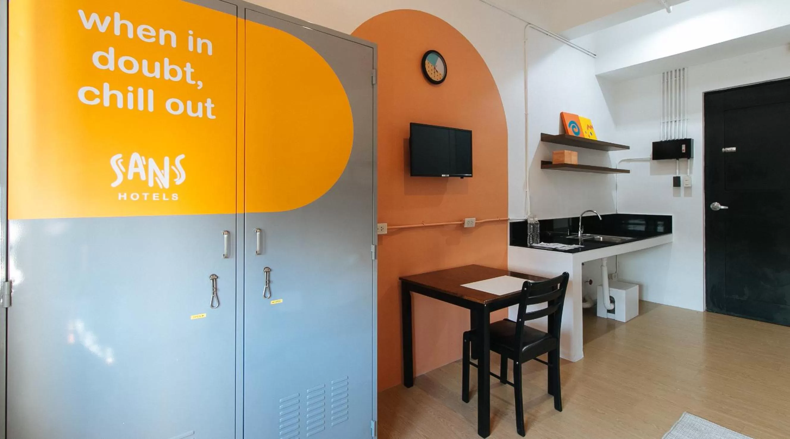 TV and multimedia in Sans Hotel Laperal Manila