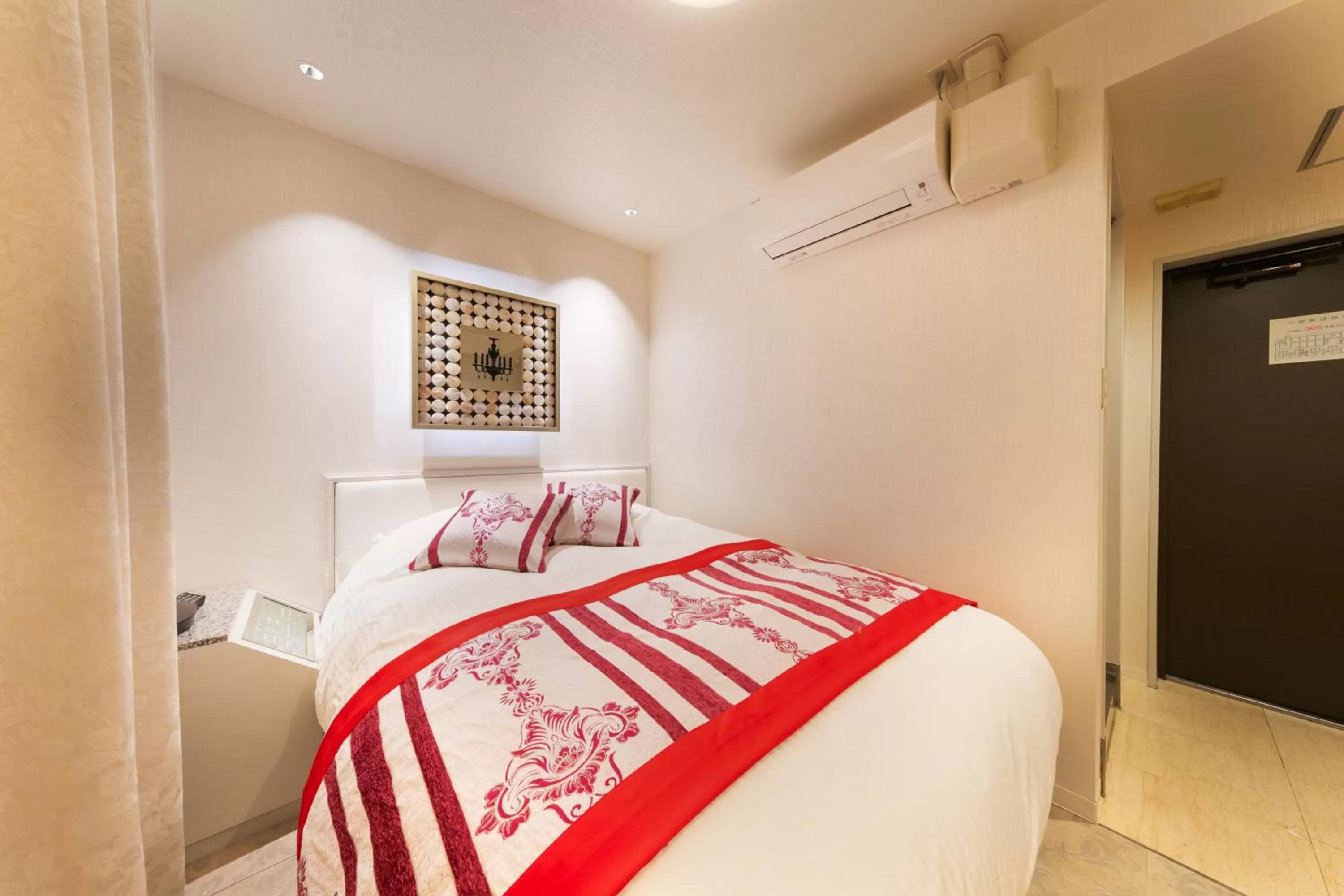 Bed in Hotel Eldia Luxury Kobe (Adult Only)