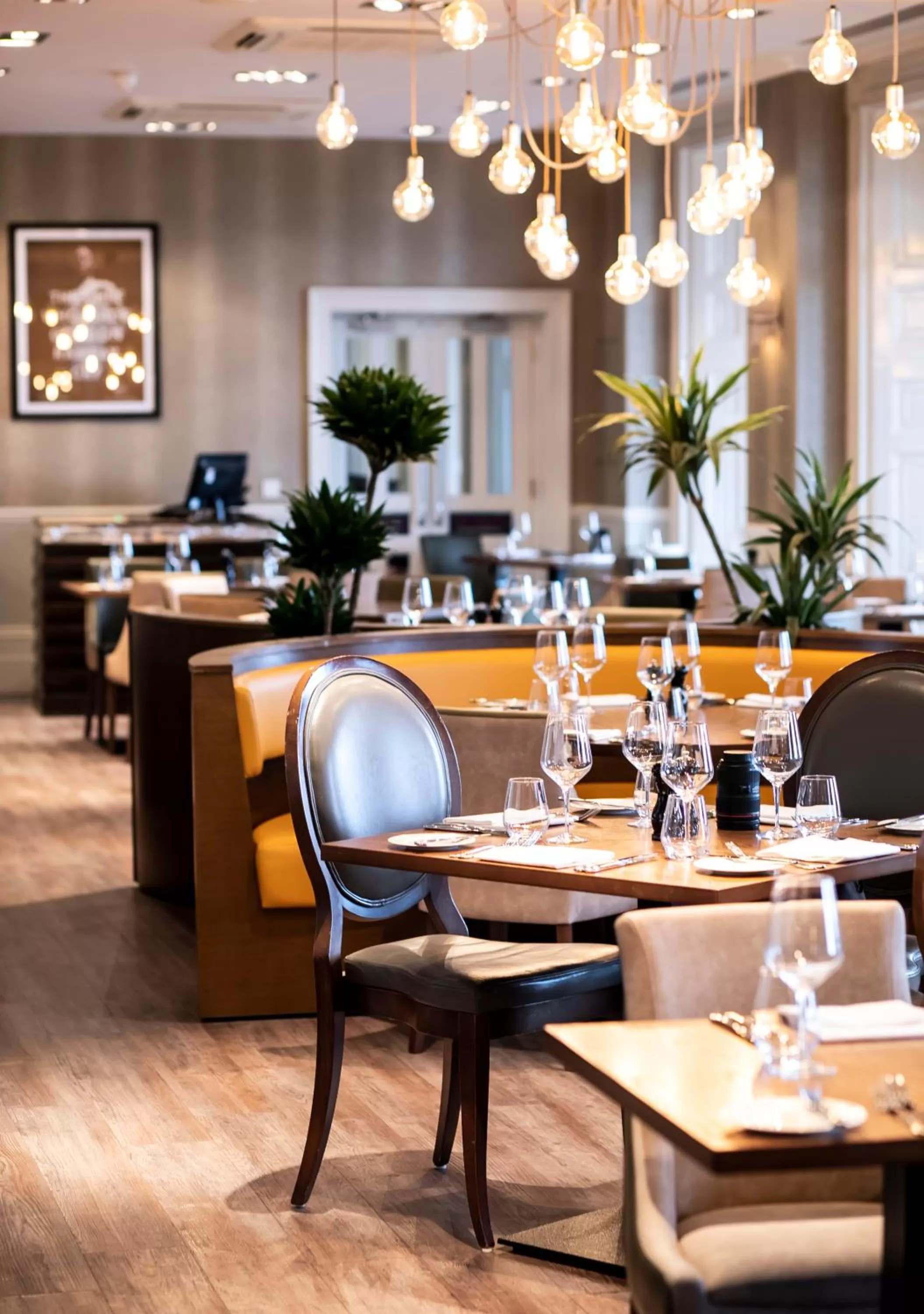 Restaurant/places to eat in Best Western Premier Dover Marina Hotel & Spa