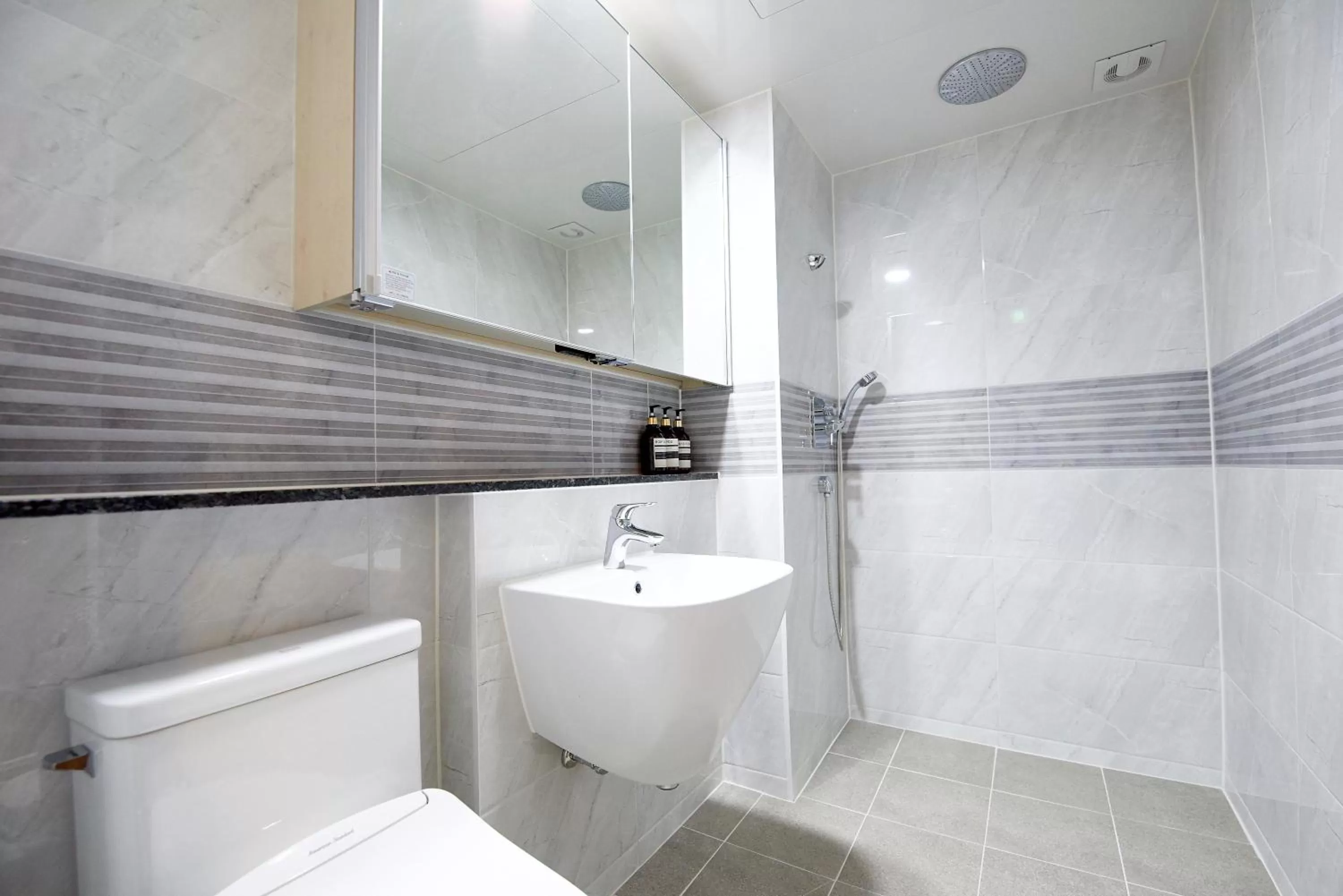 Bathroom in The Port Hotel Busan