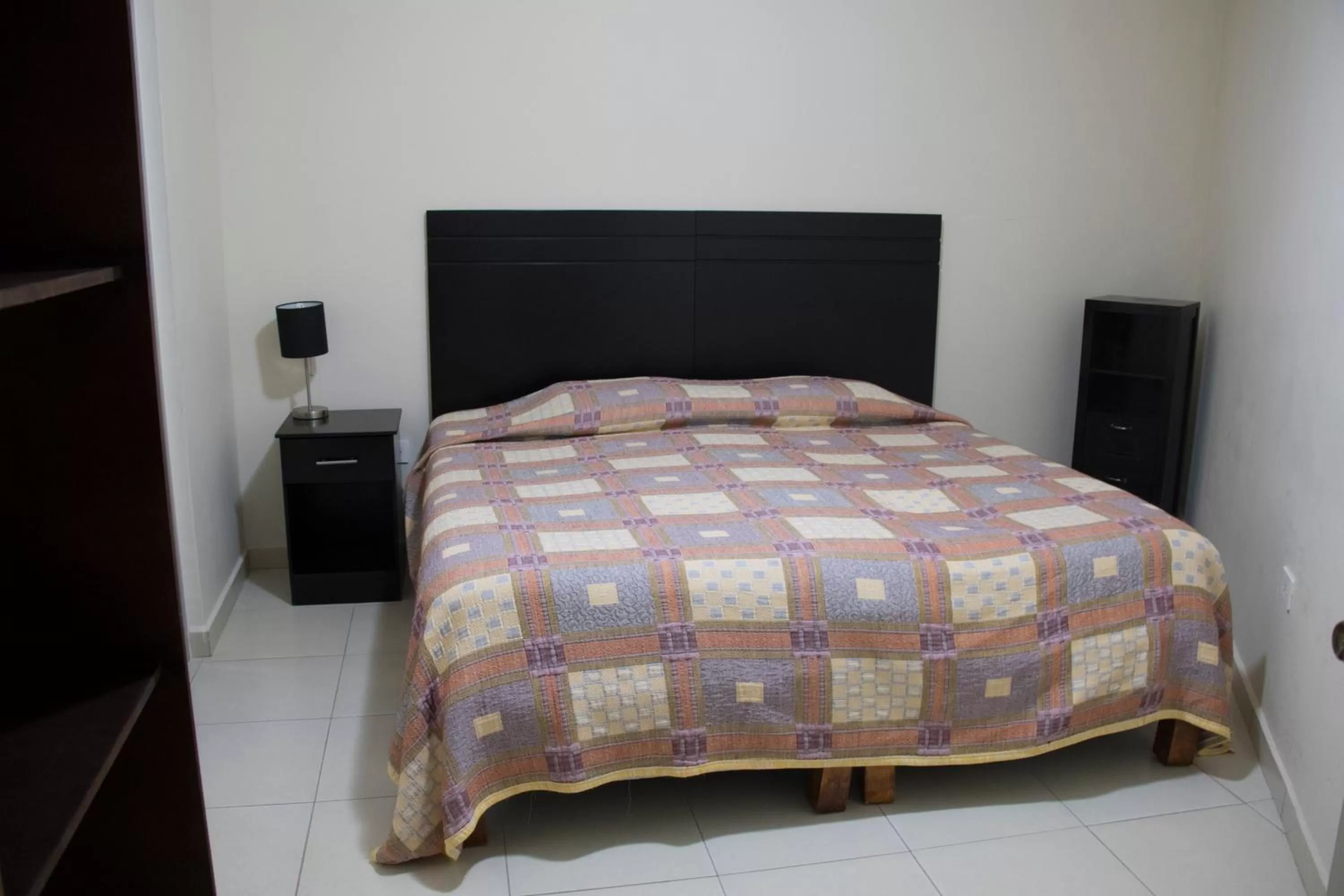 Suite in Hotel Nápoles