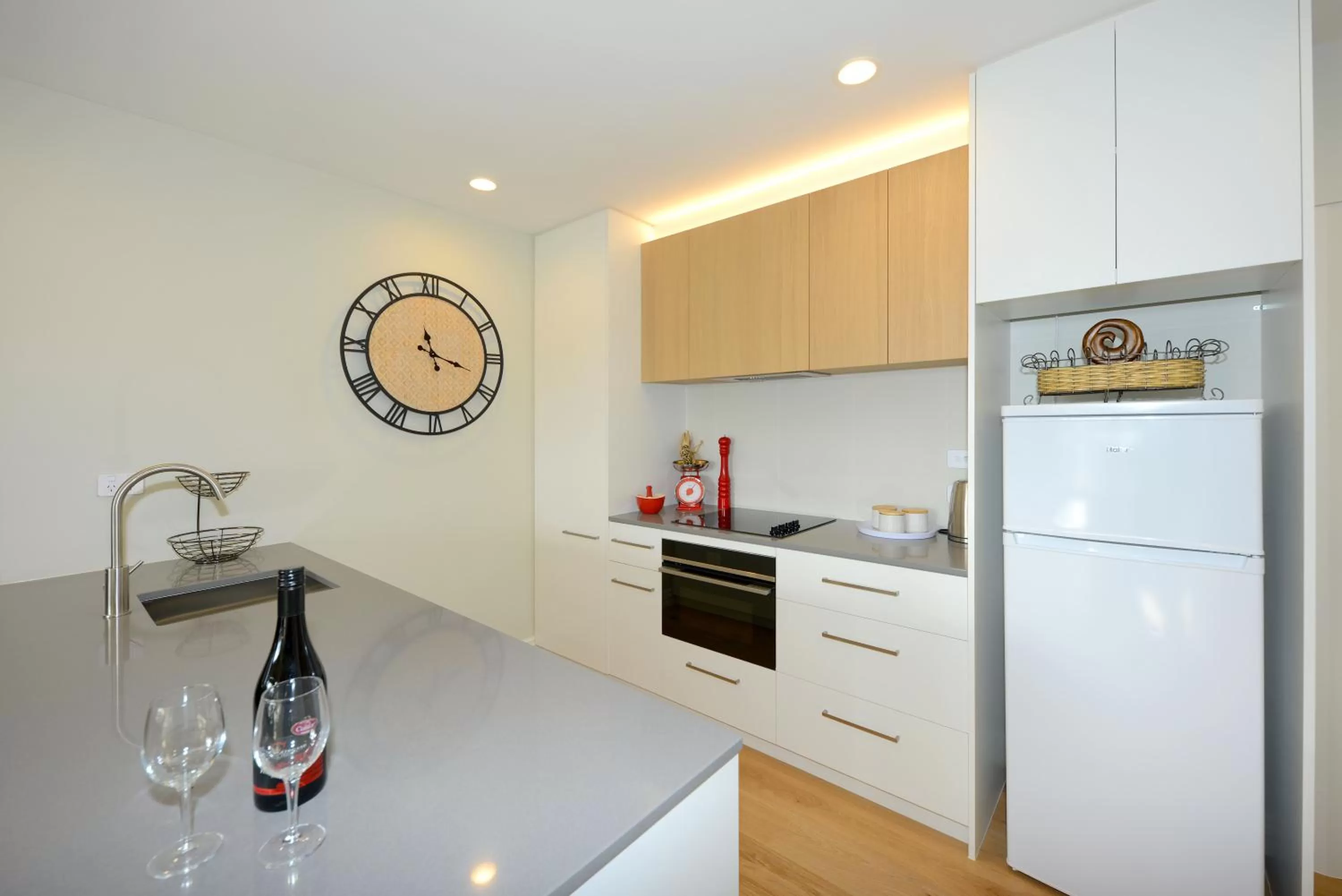 Kitchen or kitchenette in West Fitzroy Apartments