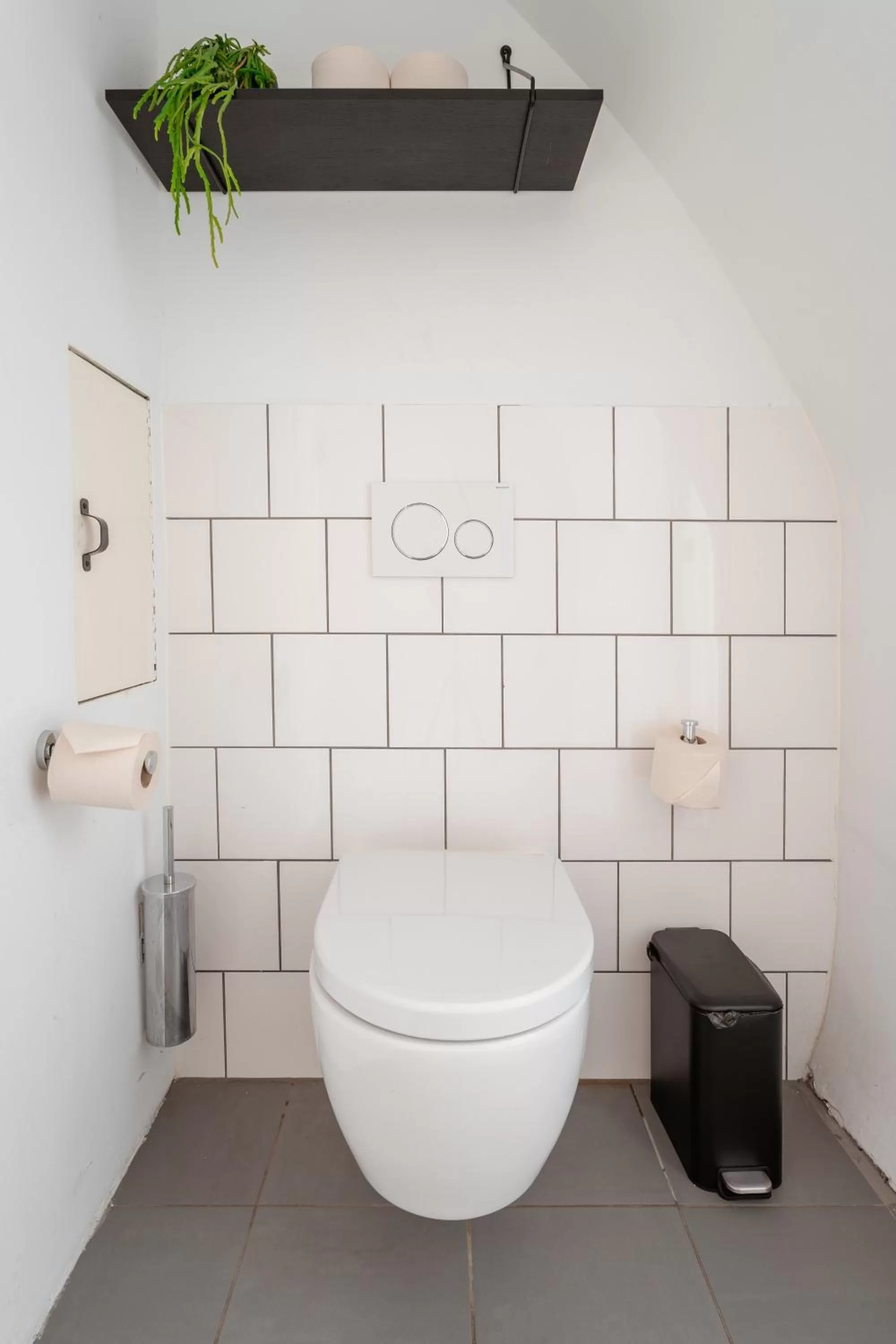 Toilet in Court Hotel Utrecht City Centre