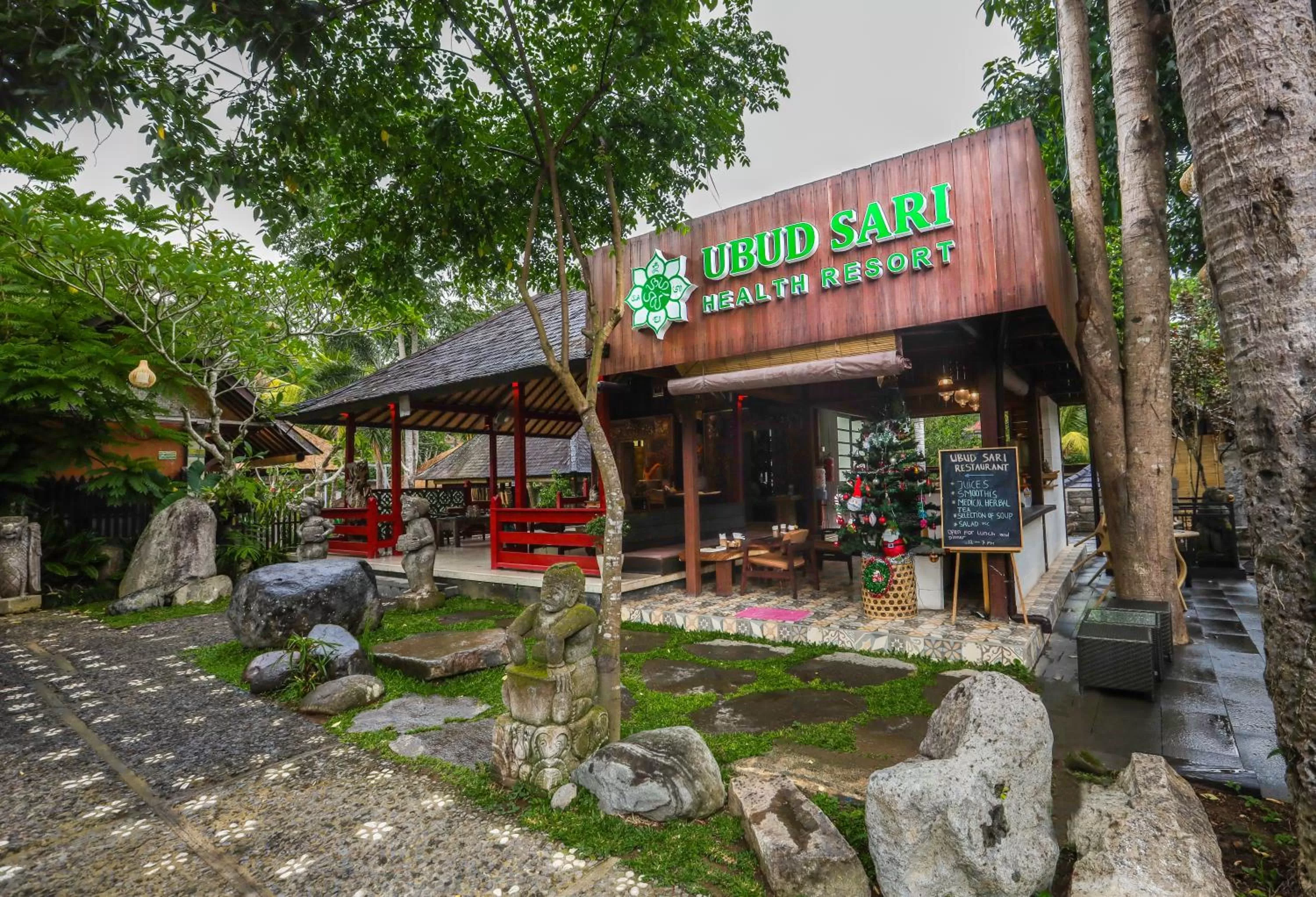 Facade/entrance in Ubud Sari Health Resort