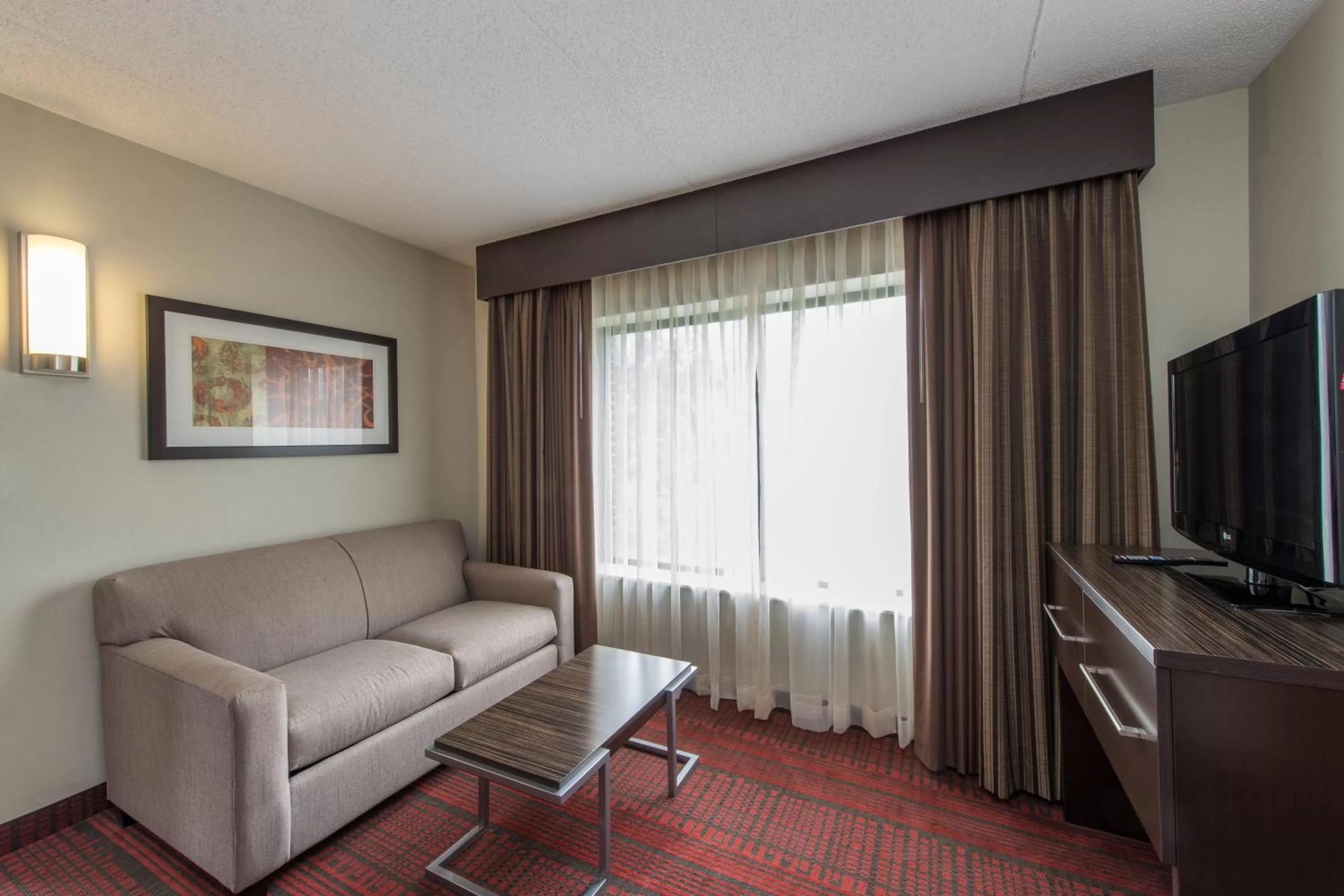 Photo of the whole room in Holiday Inn Express Hotel & Suites Auburn by IHG