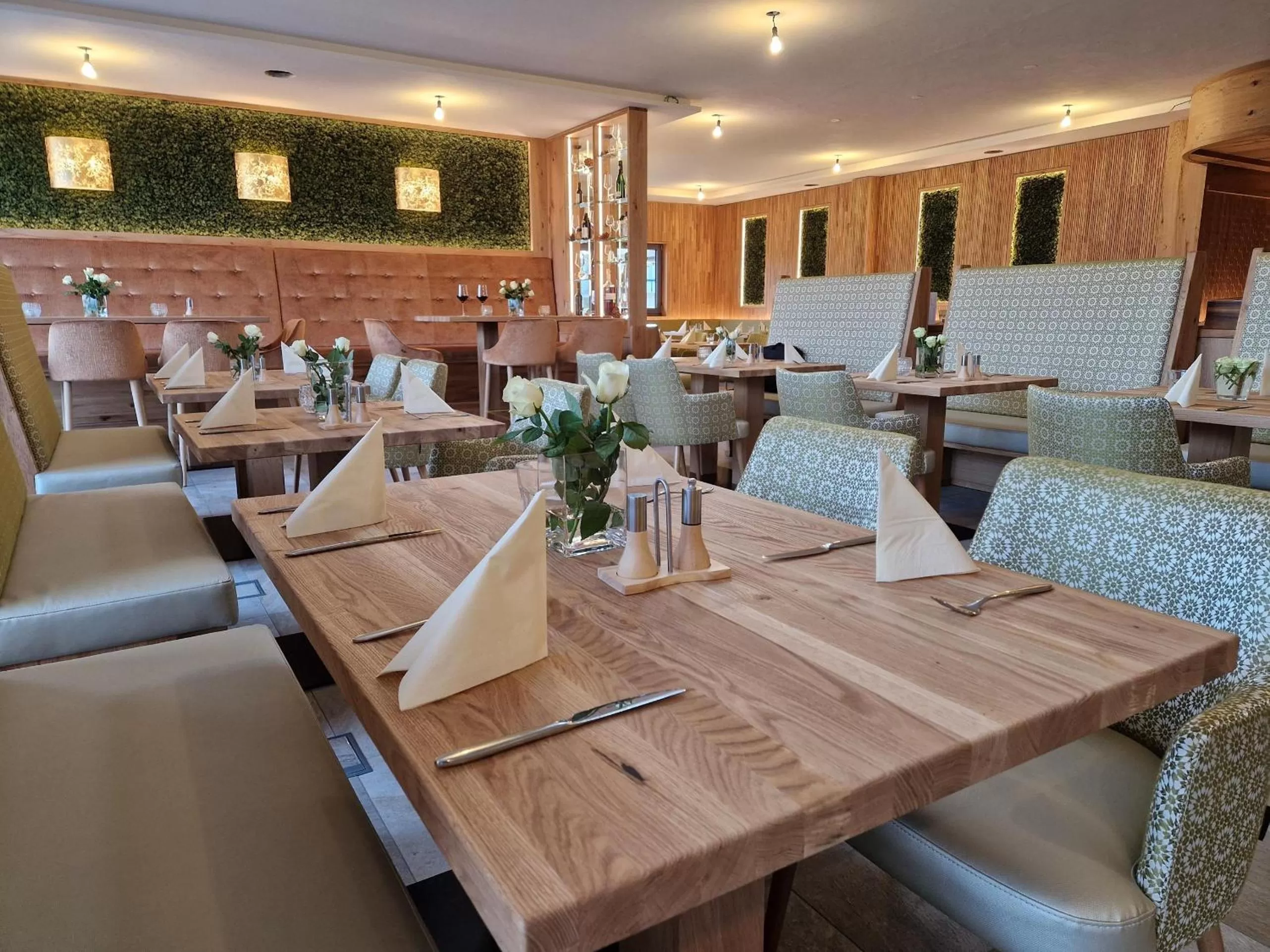 Restaurant/places to eat in Wellnesshotel Sonnenhof & Sonnhalde